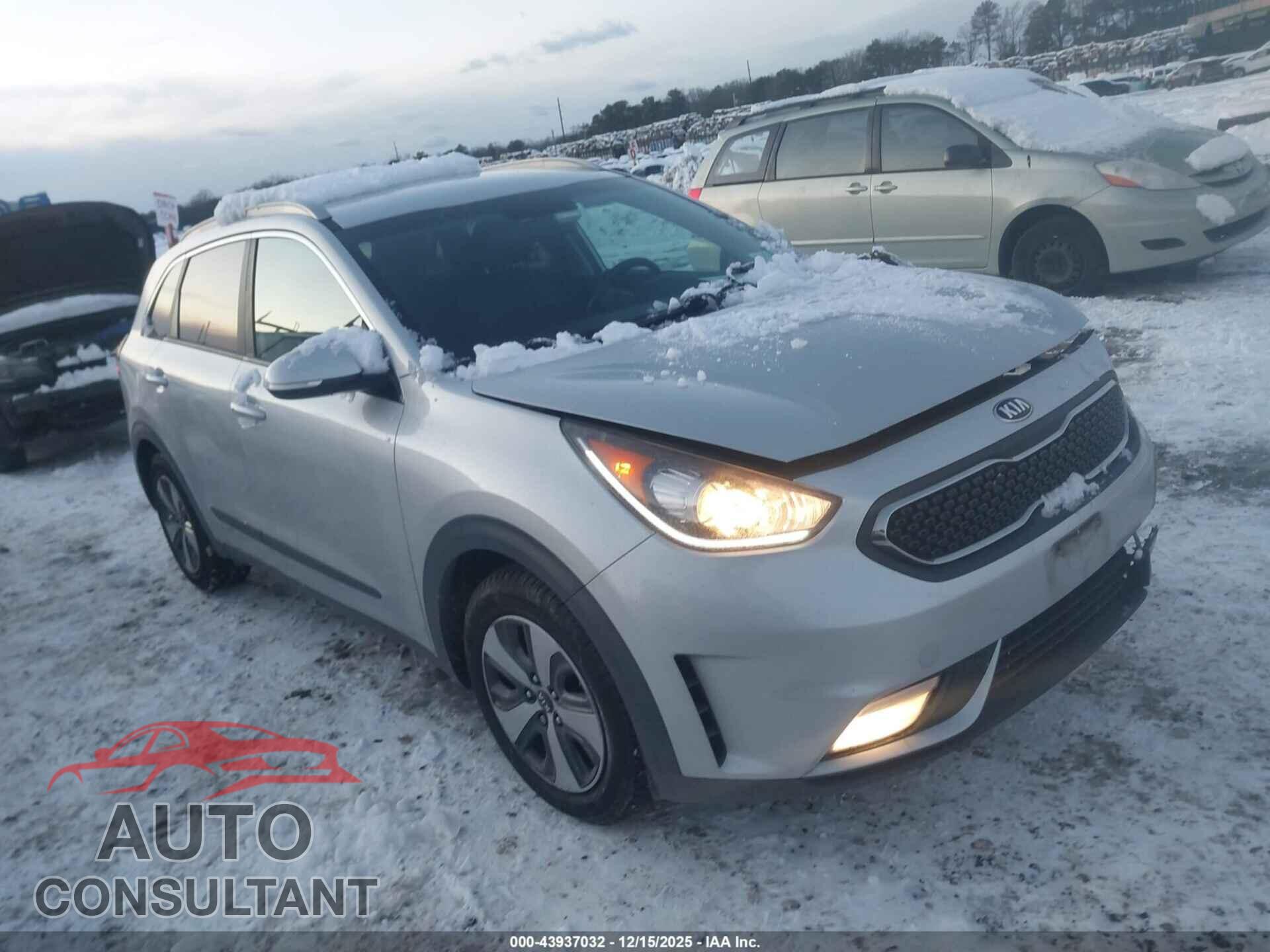 KIA NIRO 2017 - KNDCC3LC8H5086202