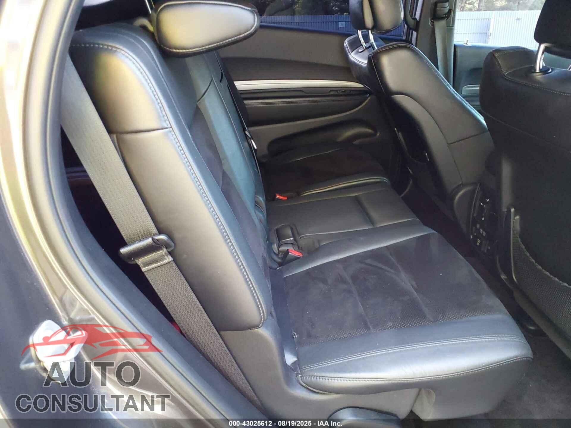 DODGE DURANGO 2018 - 1C4RDJDG0JC307578