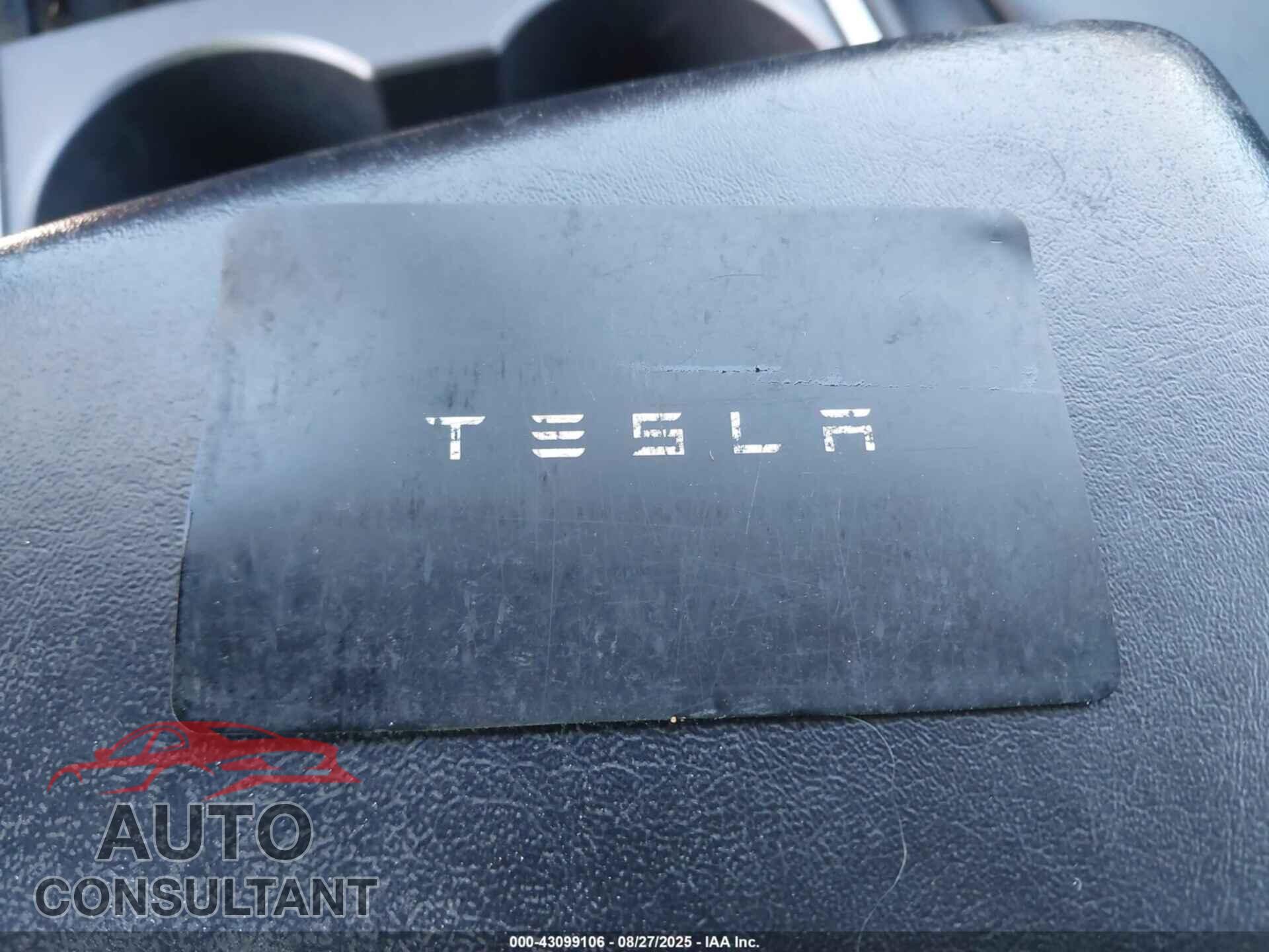TESLA MODEL 3 2021 - 5YJ3E1EA8MF855039