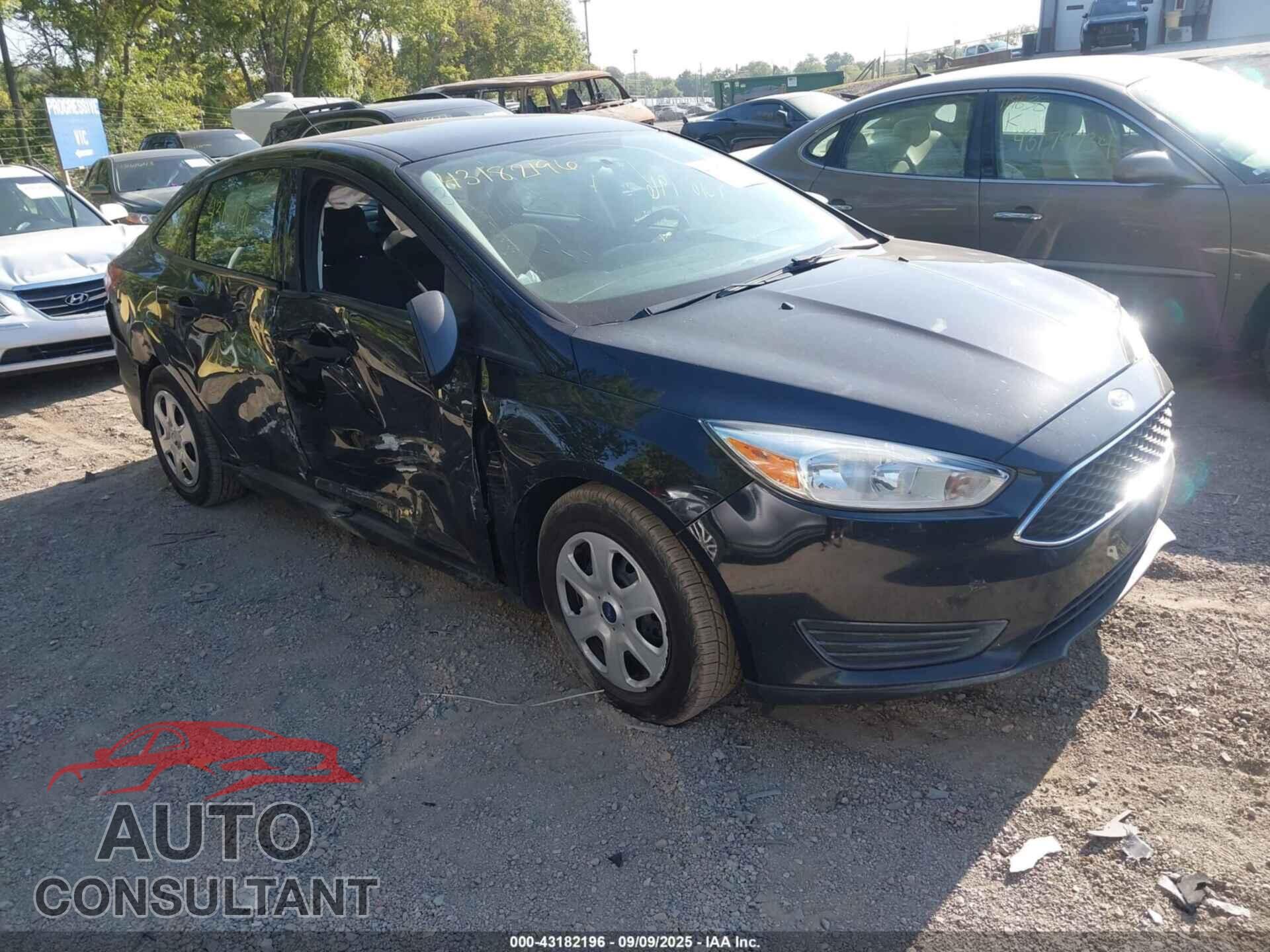 FORD FOCUS 2018 - 1FADP3E24JL309548
