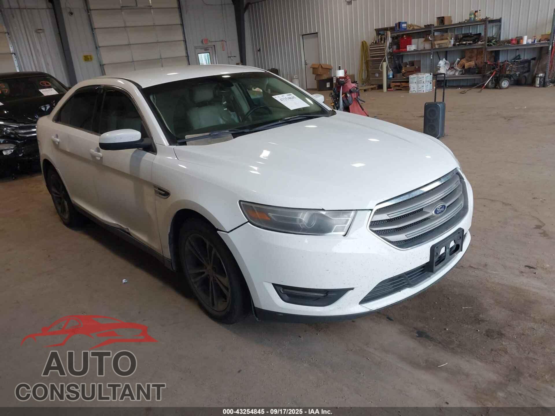 FORD TAURUS 2014 - 1FAHP2H83EG182415