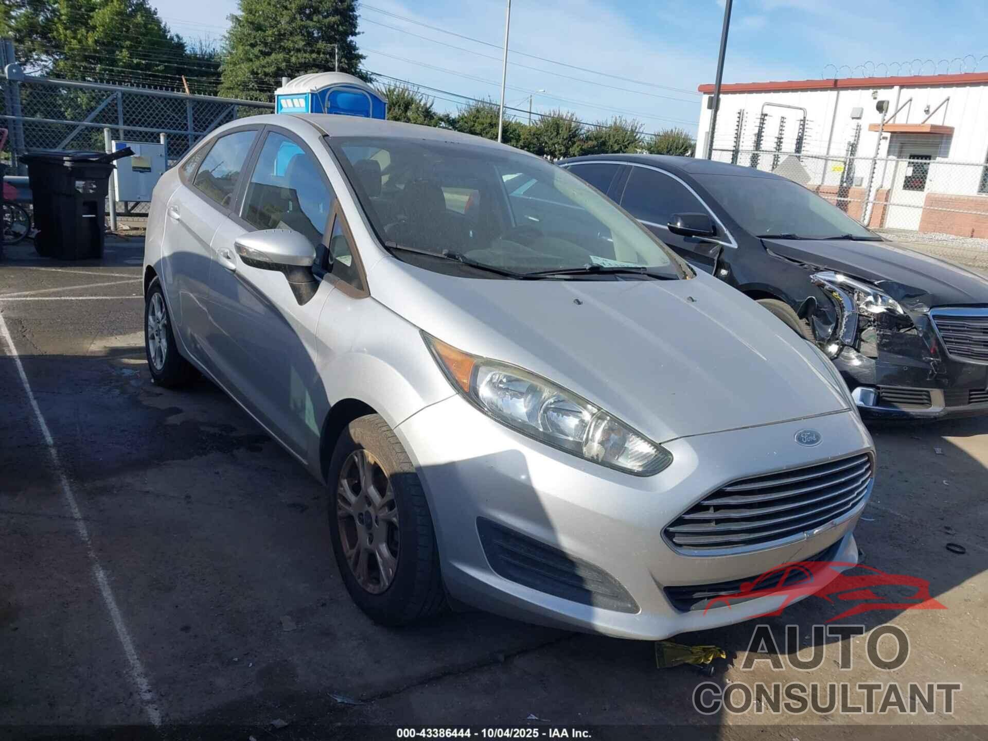 FORD FIESTA 2015 - 3FADP4BJ6FM220328