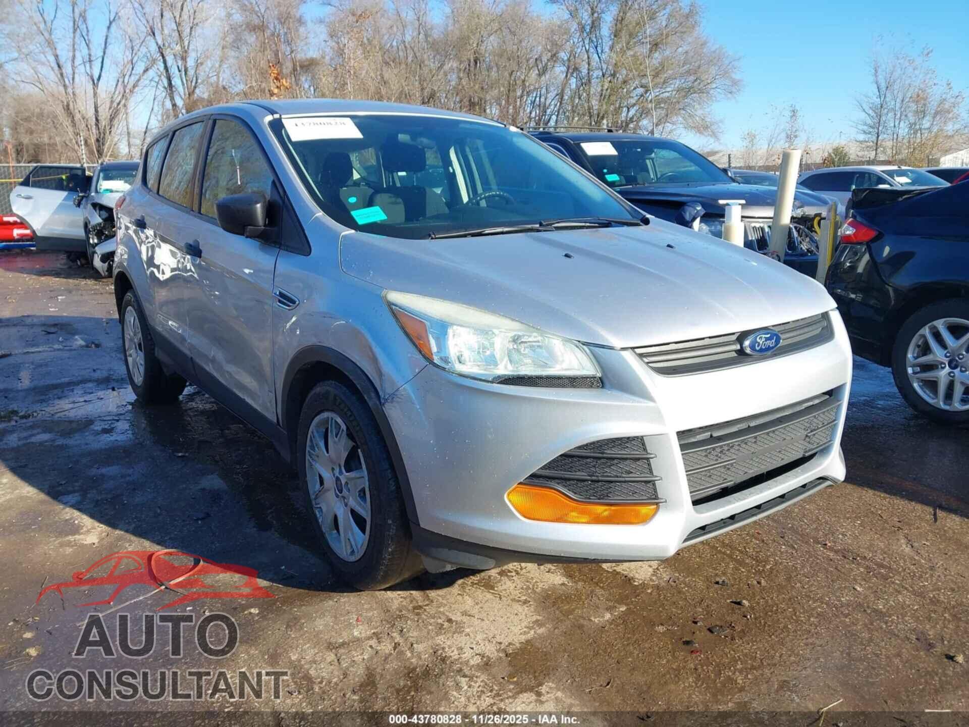 FORD ESCAPE 2015 - 1FMCU0F74FUA62083
