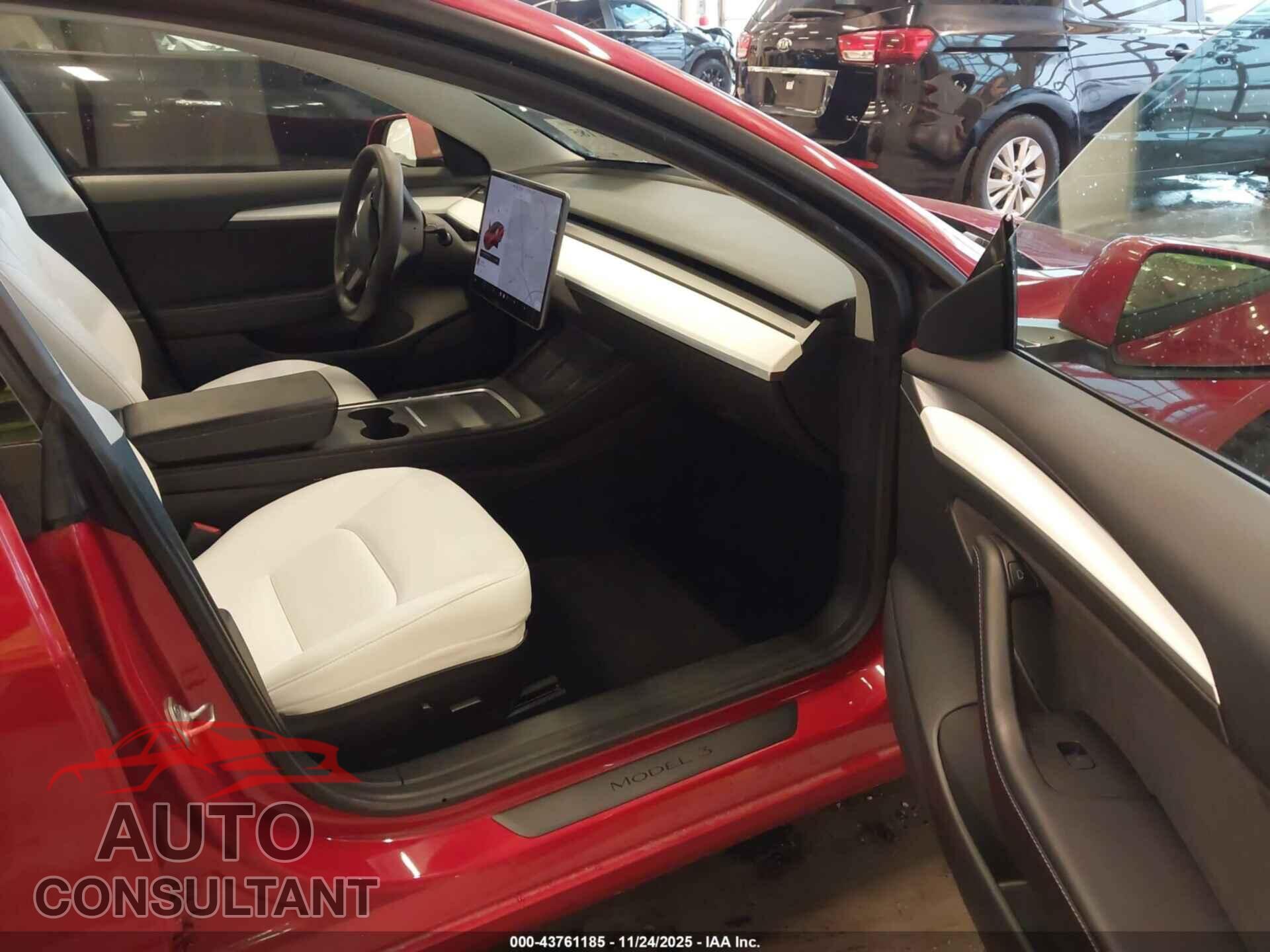 TESLA MODEL 3 2021 - 5YJ3E1EA4MF030034