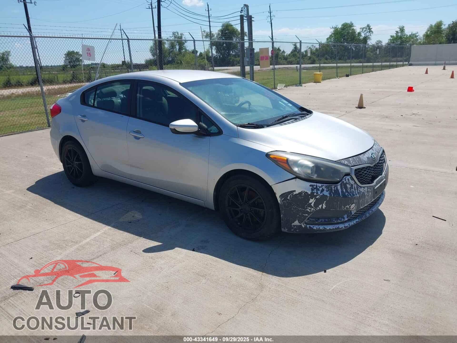 KIA FORTE 2015 - KNAFK4A63F5418768