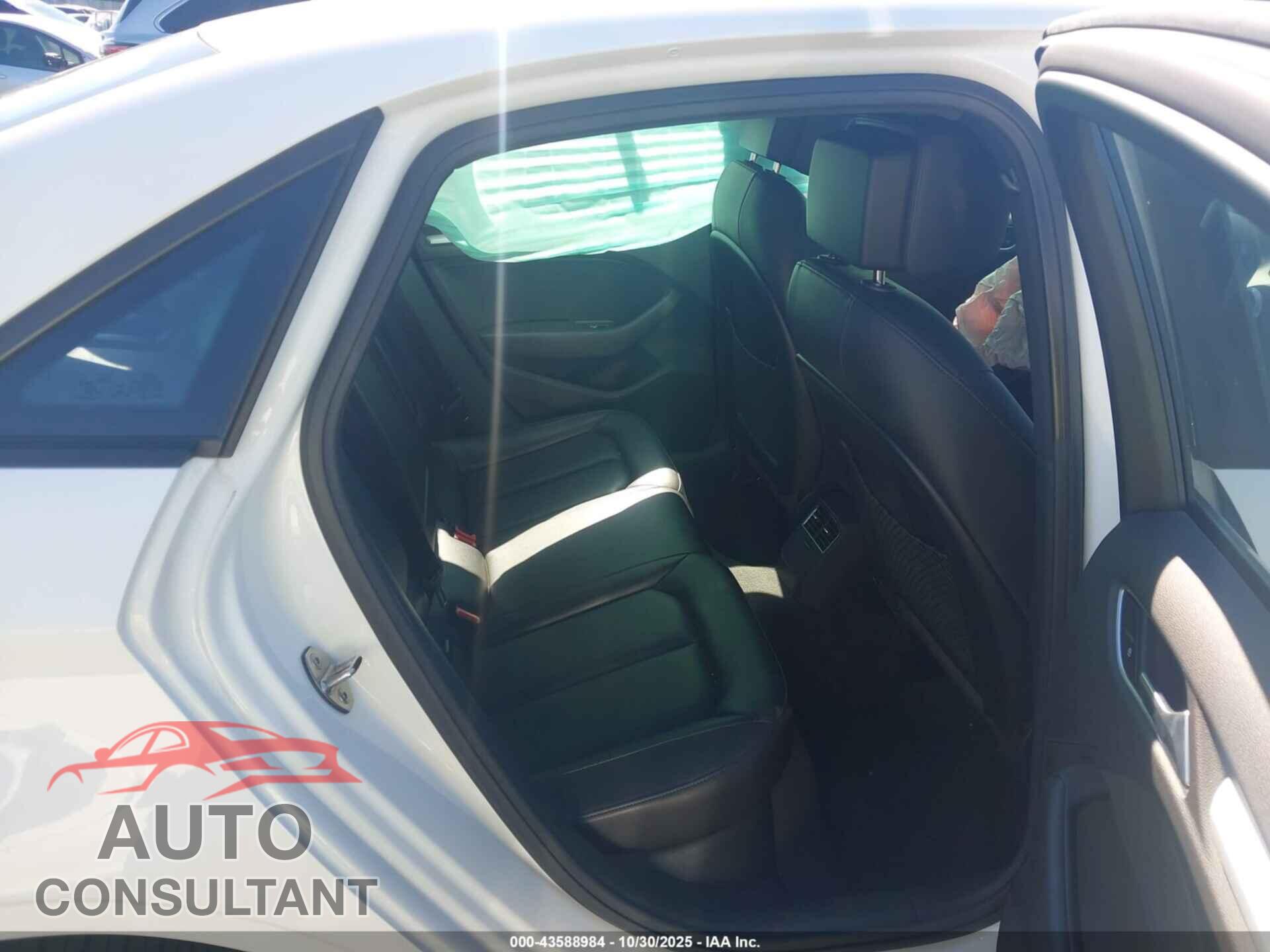 AUDI A3 2017 - WAUAUGFF8H1061693