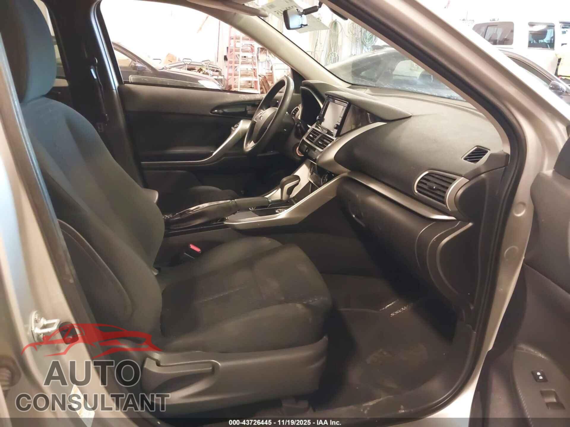 MITSUBISHI ECLIPSE CROSS 2019 - JA4AT3AAXKZ038669