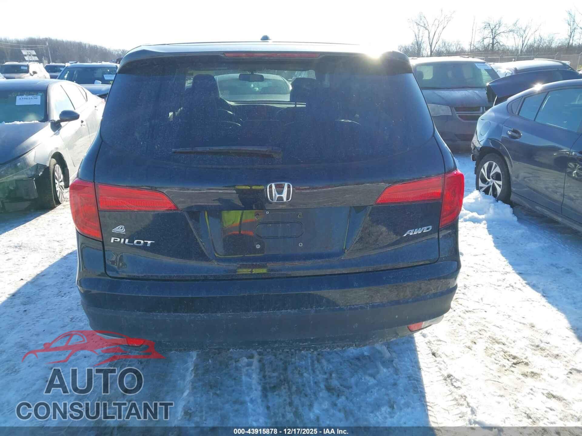 HONDA PILOT 2017 - 5FNYF6H55HB045324
