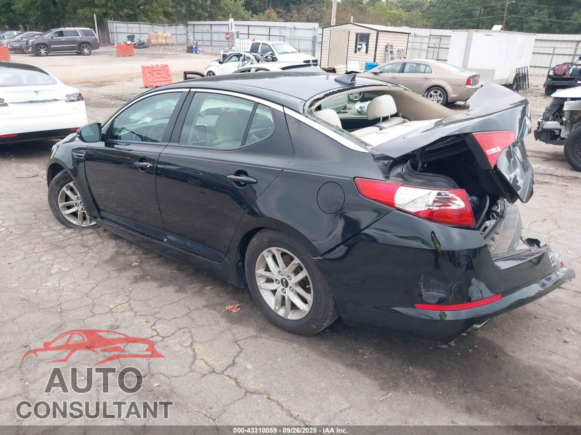KIA OPTIMA 2011 - KNAGM4A72B5078093