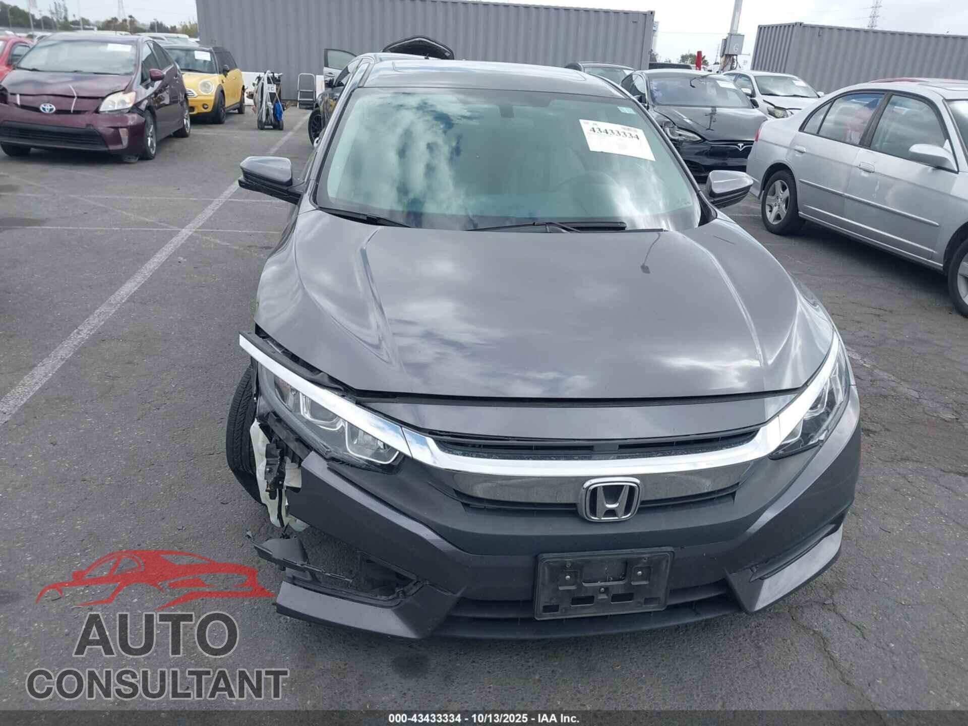 HONDA CIVIC 2017 - 2HGFC2F71HH536675