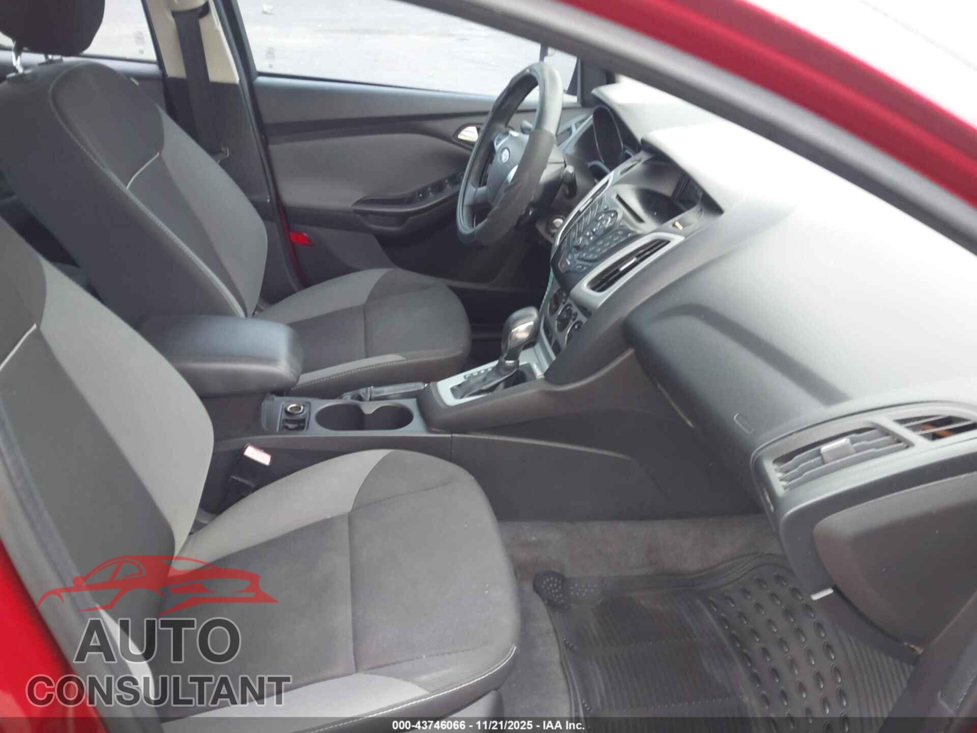 FORD FOCUS 2012 - 1FAHP3F2XCL246331