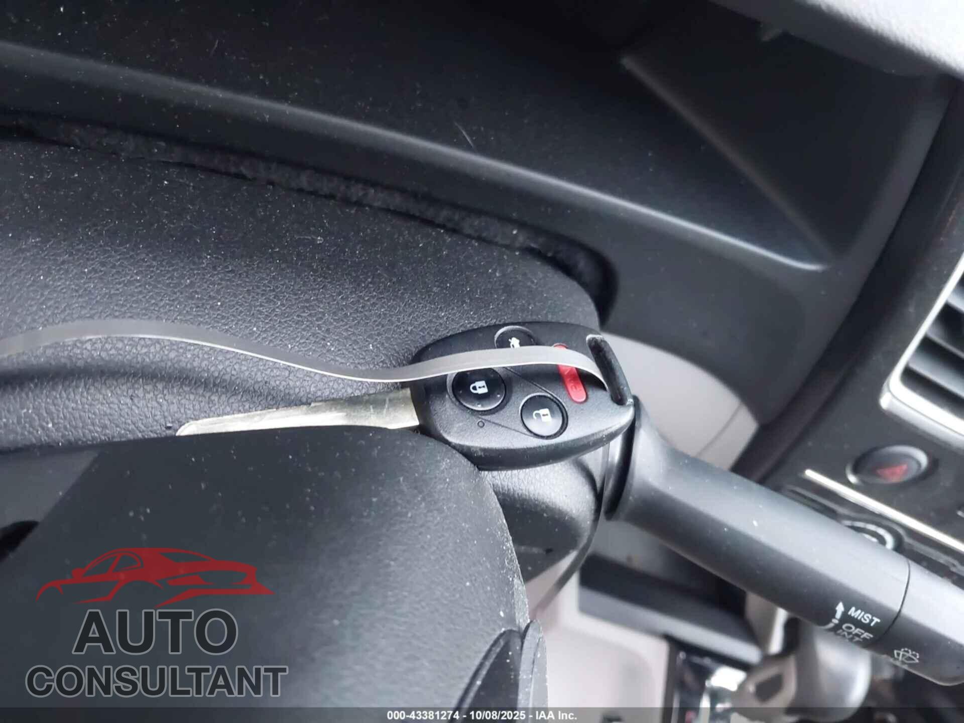 HONDA CIVIC 2013 - 2HGFB2F56DH602181