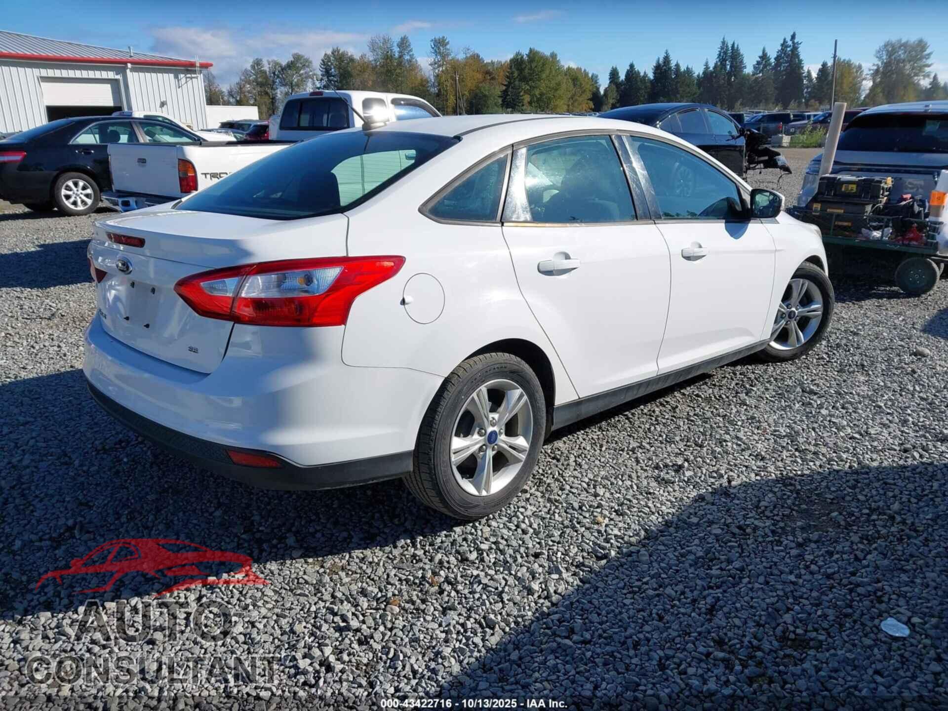 FORD FOCUS 2014 - 1FADP3F20EL112834