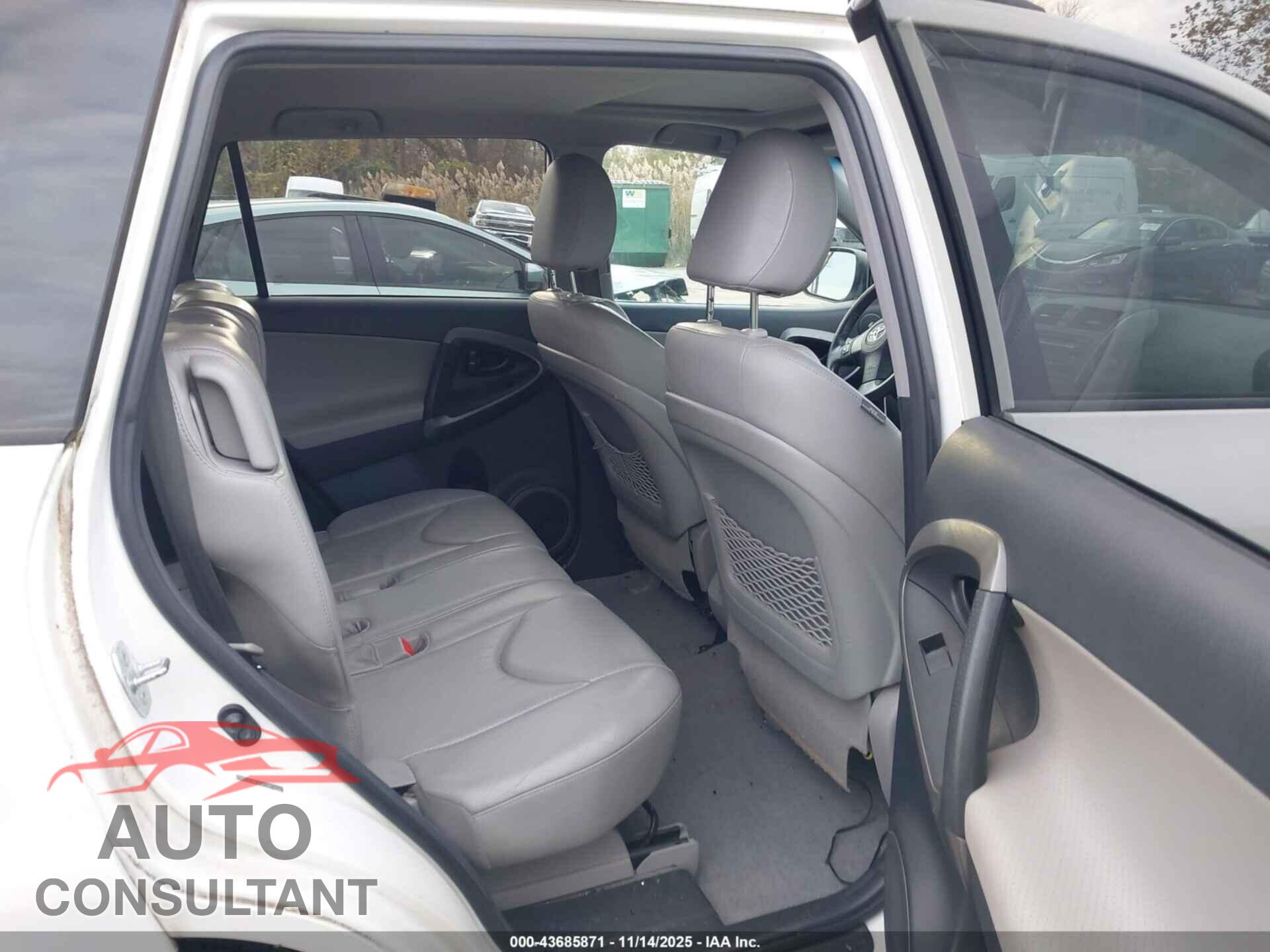 TOYOTA RAV4 2012 - 2T3DF4DV7CW254592