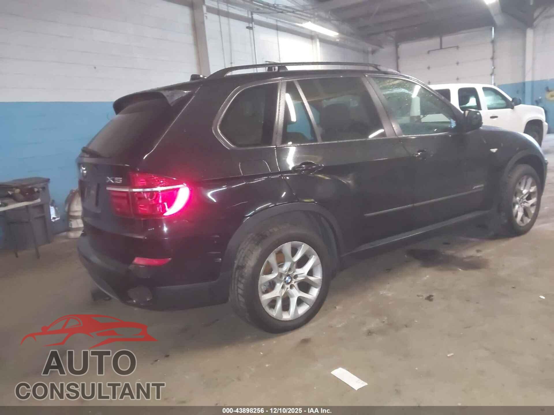 BMW X5 2011 - 5UXZV4C54BL740643