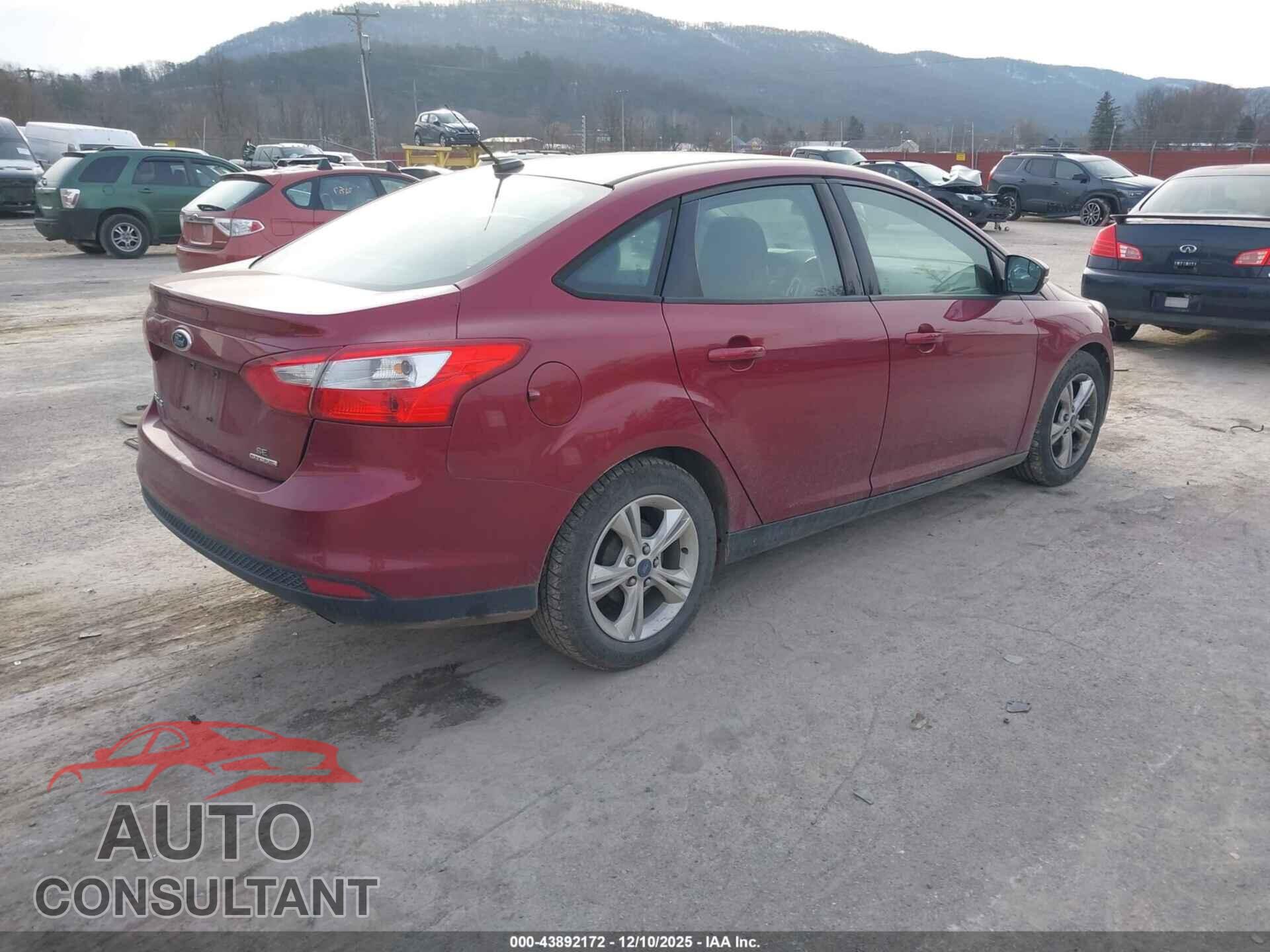FORD FOCUS 2014 - 1FADP3F23EL449451