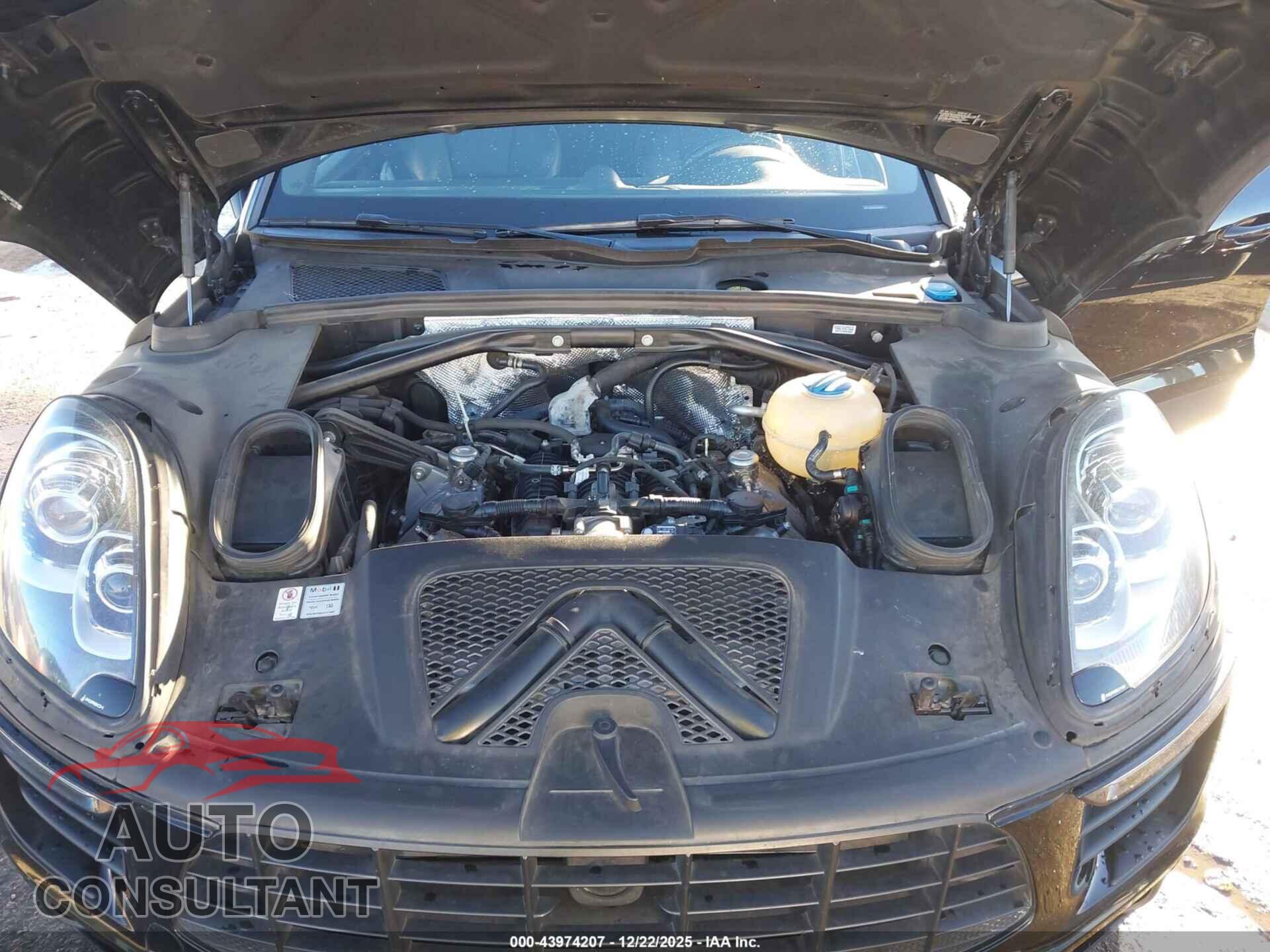 PORSCHE MACAN 2016 - WP1AB2A54GLB44386