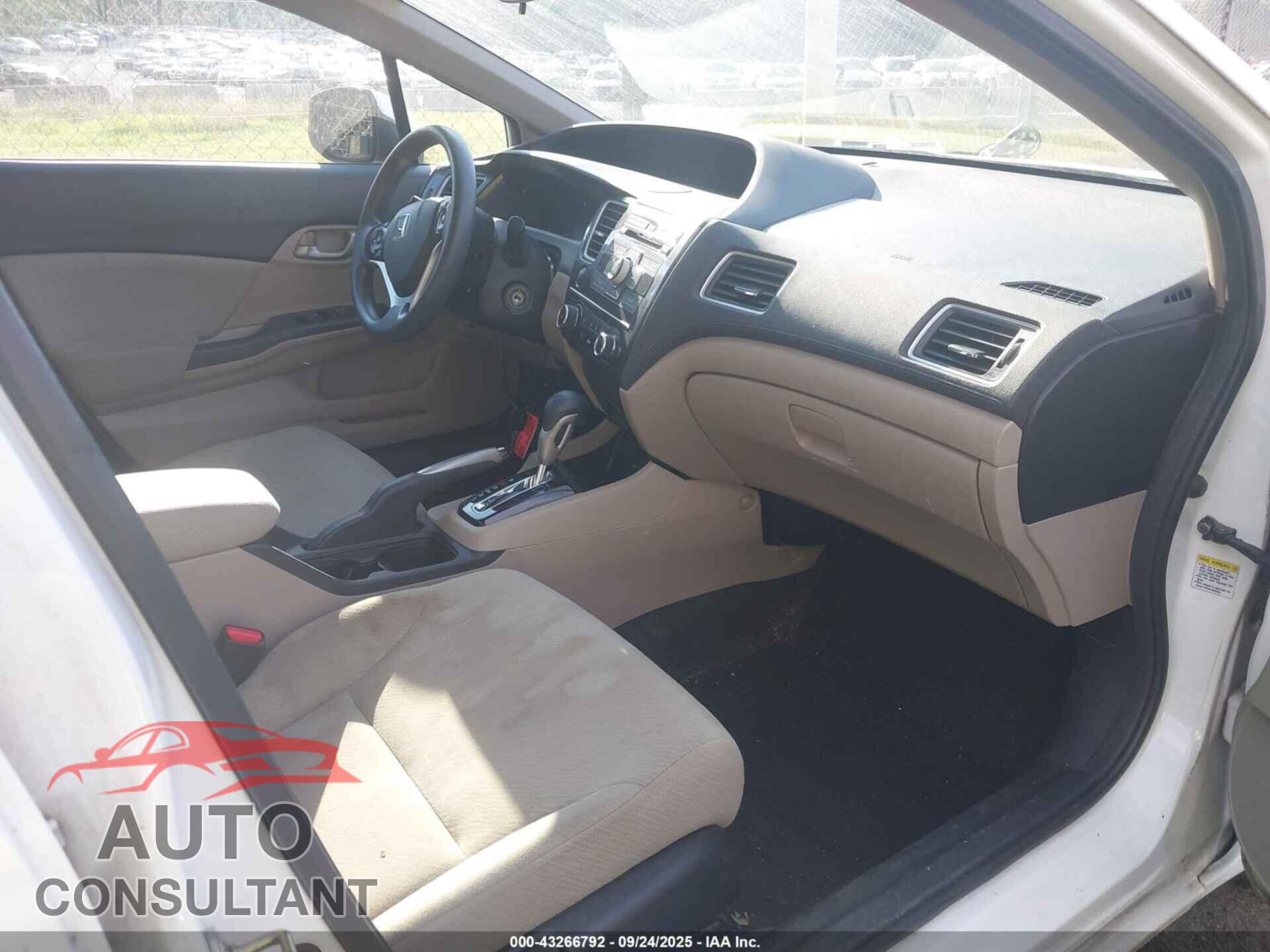 HONDA CIVIC 2013 - 2HGFB2F58DH571810