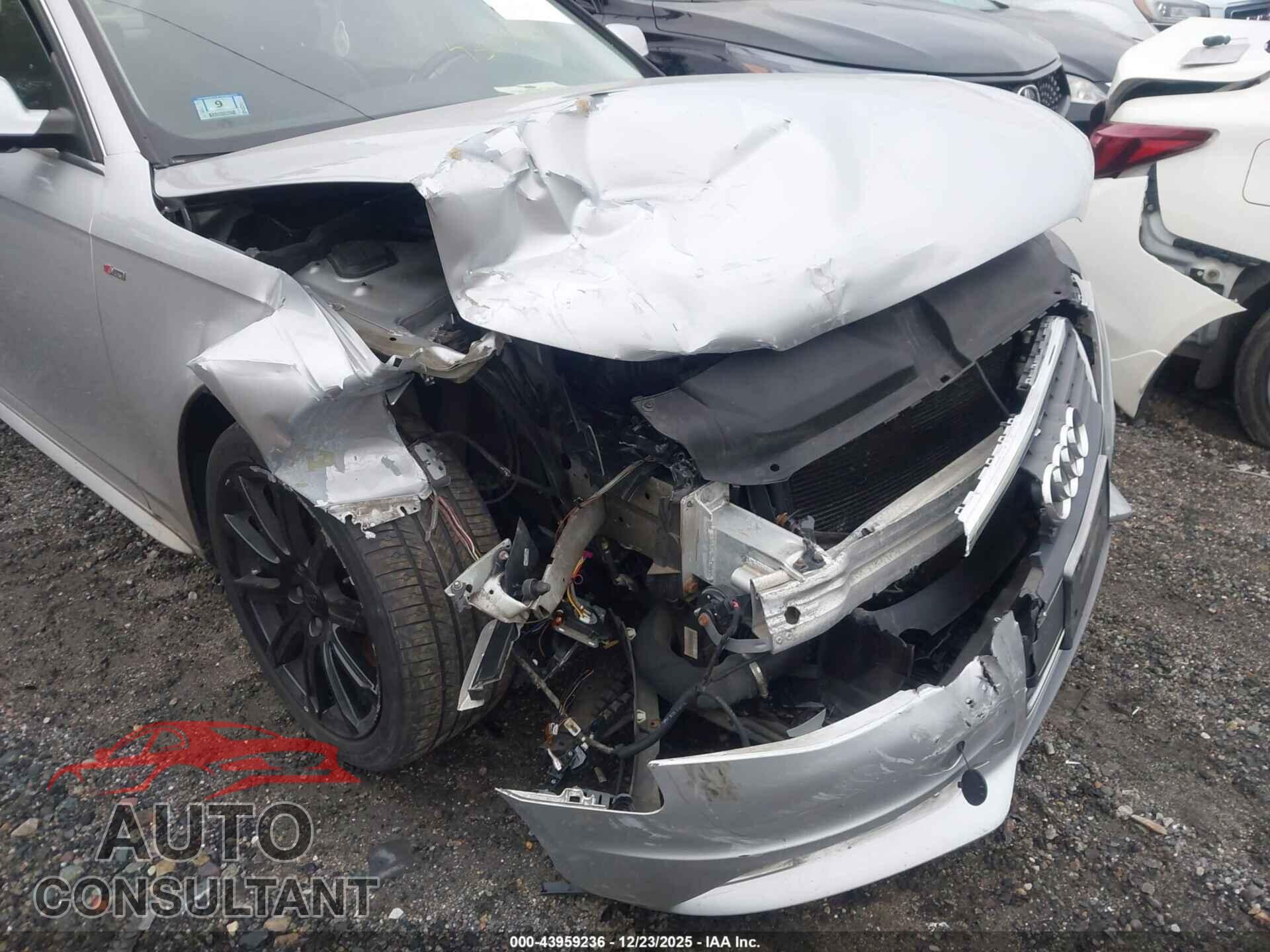 AUDI A4 2012 - WAUFFAFL9CA031212