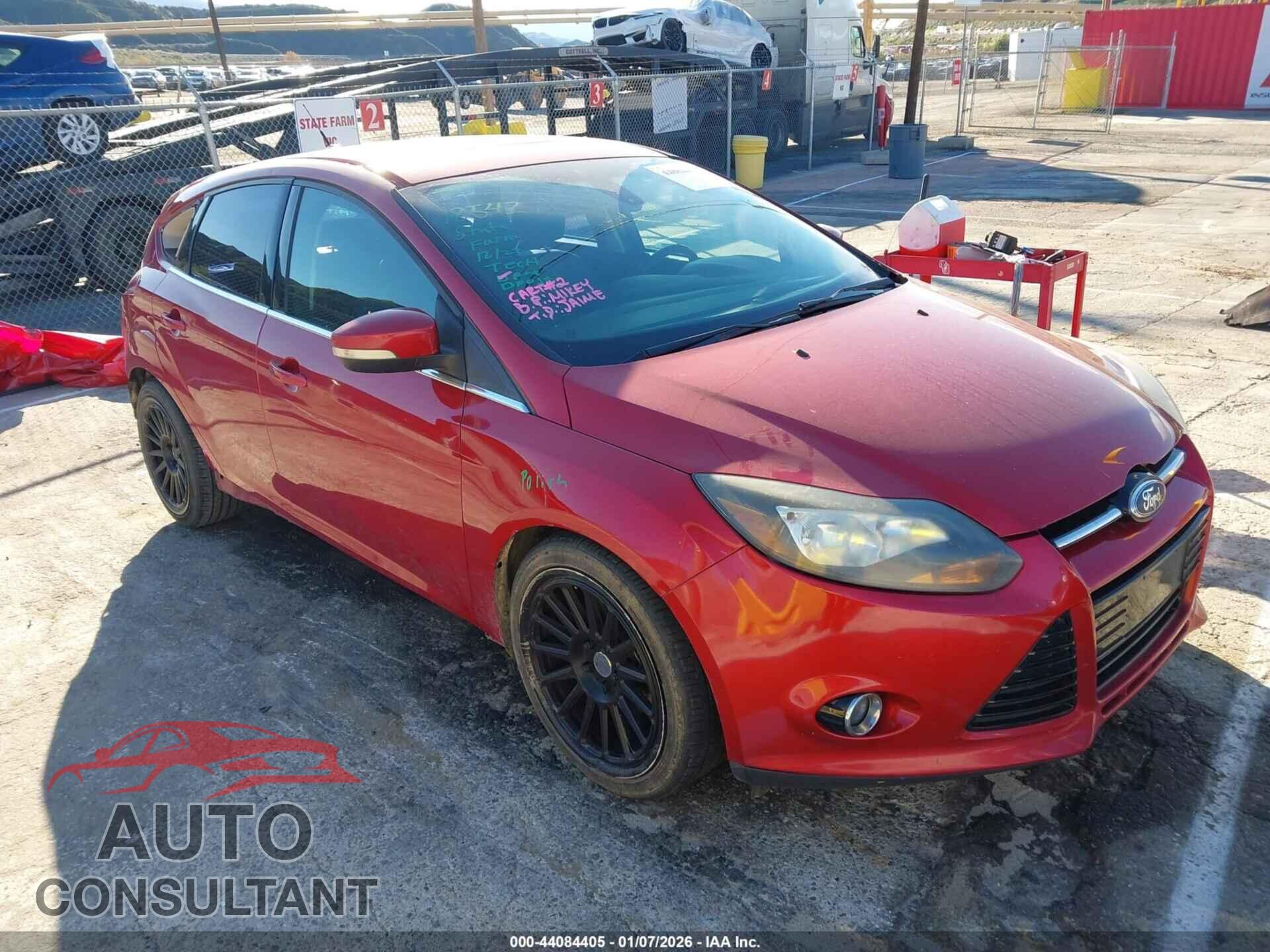 FORD FOCUS 2012 - 1FAHP3N26CL109081