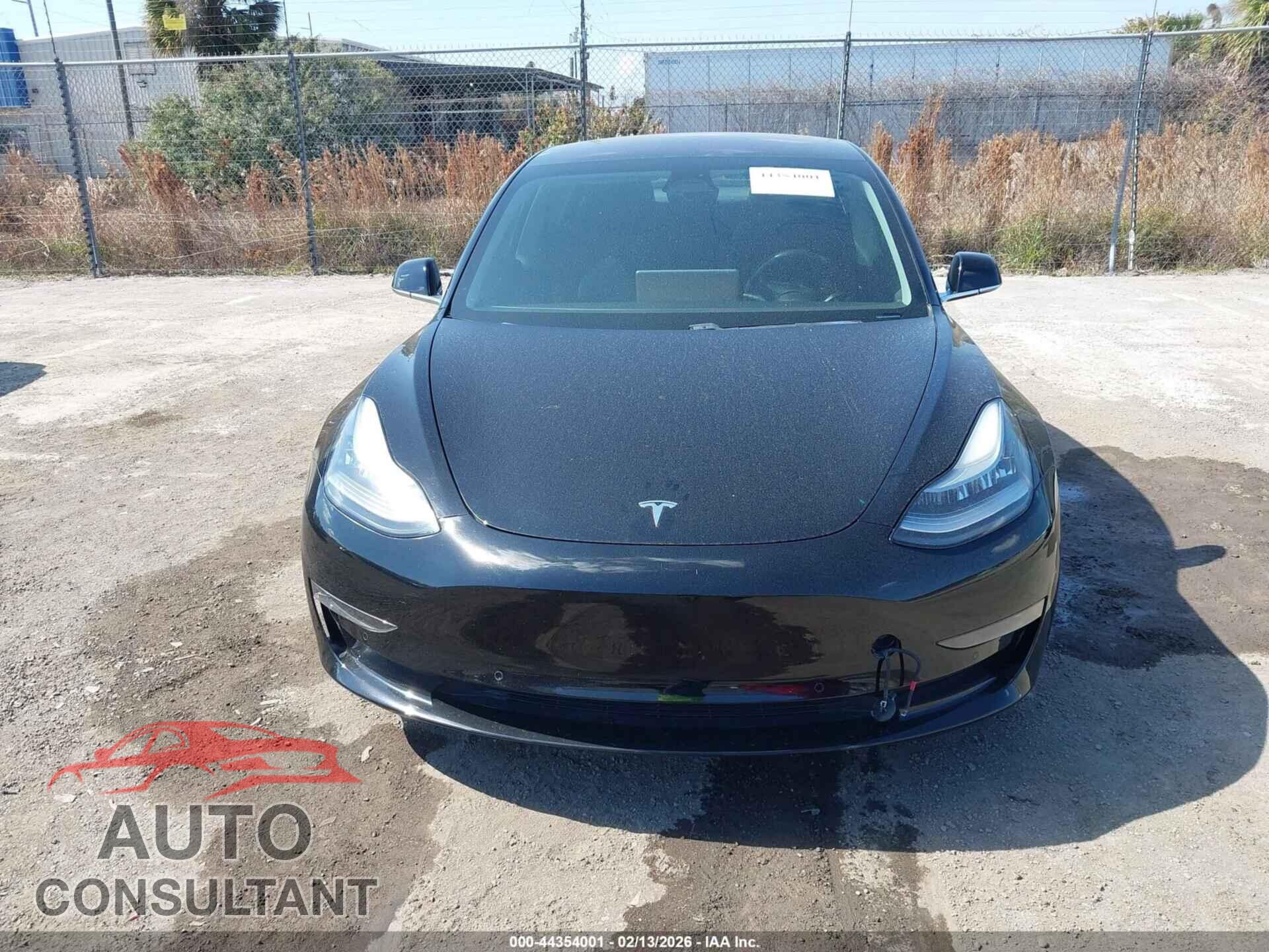 TESLA MODEL 3 2019 - 5YJ3E1EA4KF296733