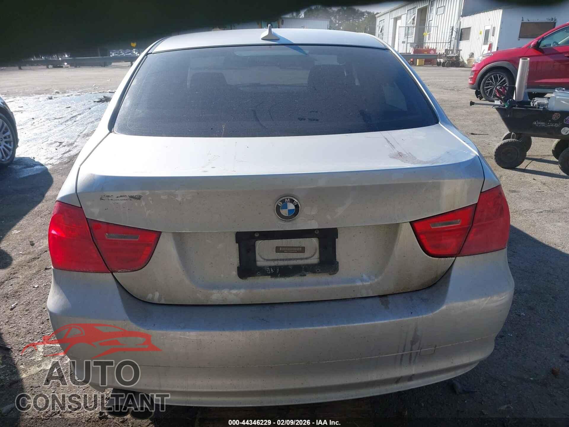 BMW 328I 2011 - WBAPH7C52BE851694