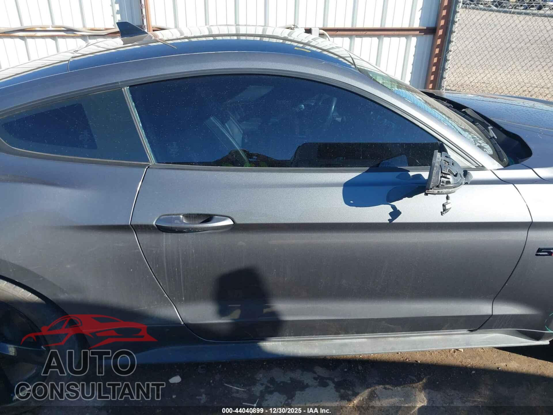 FORD MUSTANG 2022 - 1FA6P8CF1N5109703