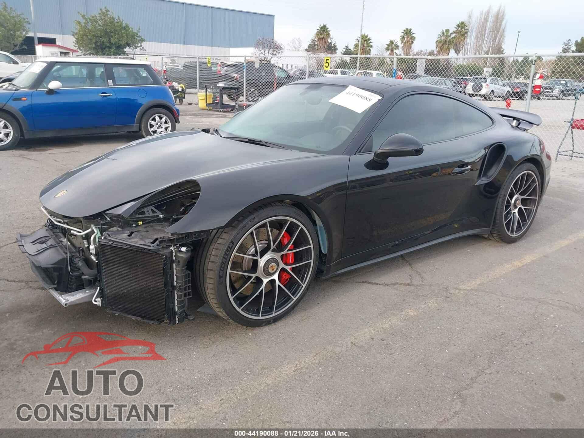 PORSCHE 911 2017 - WP0AD2A95HS166239