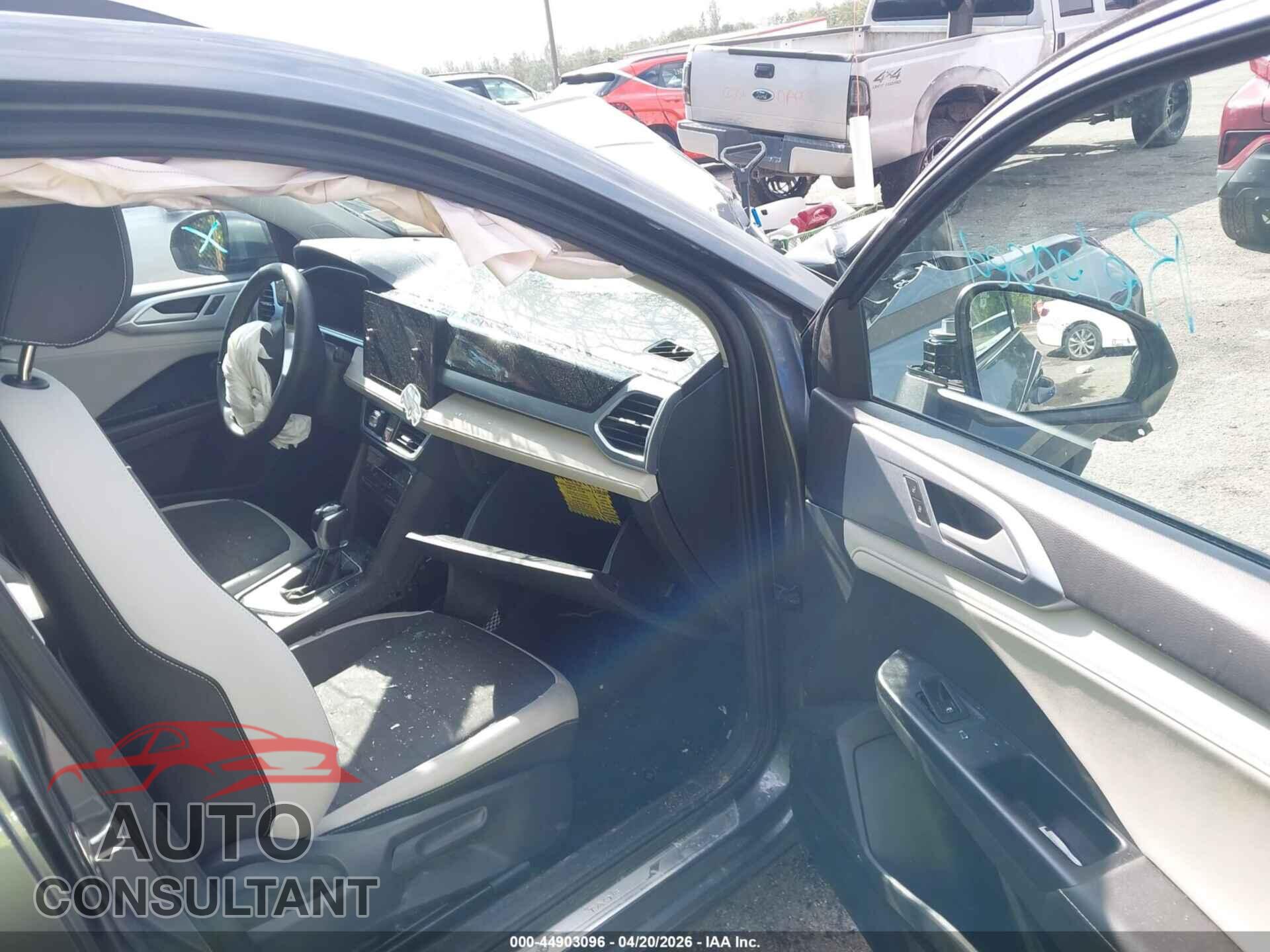 VOLKSWAGEN TAOS 2025 - 3VVEC7B23SM012598