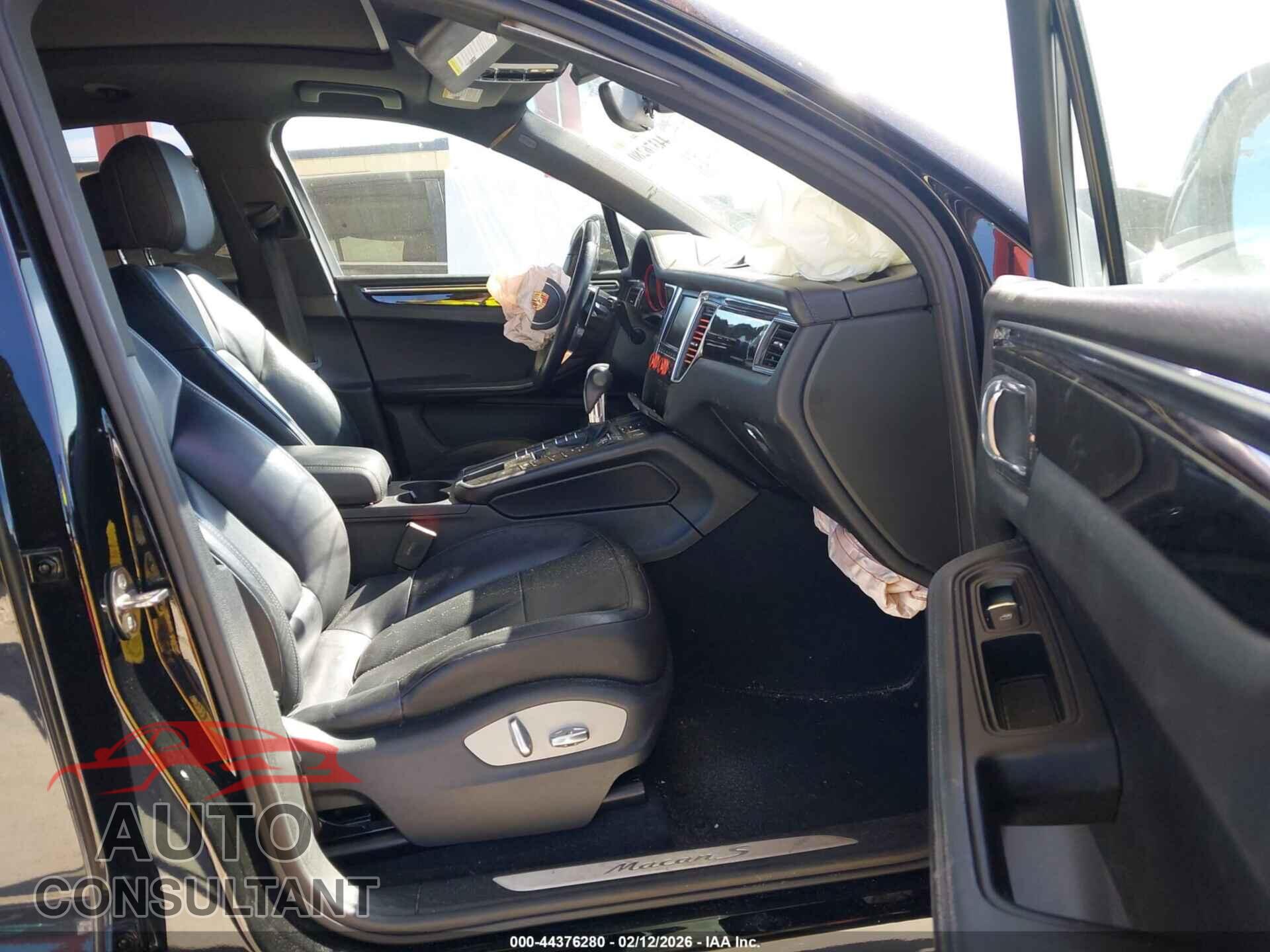 PORSCHE MACAN 2016 - WP1AB2A53GLB40152