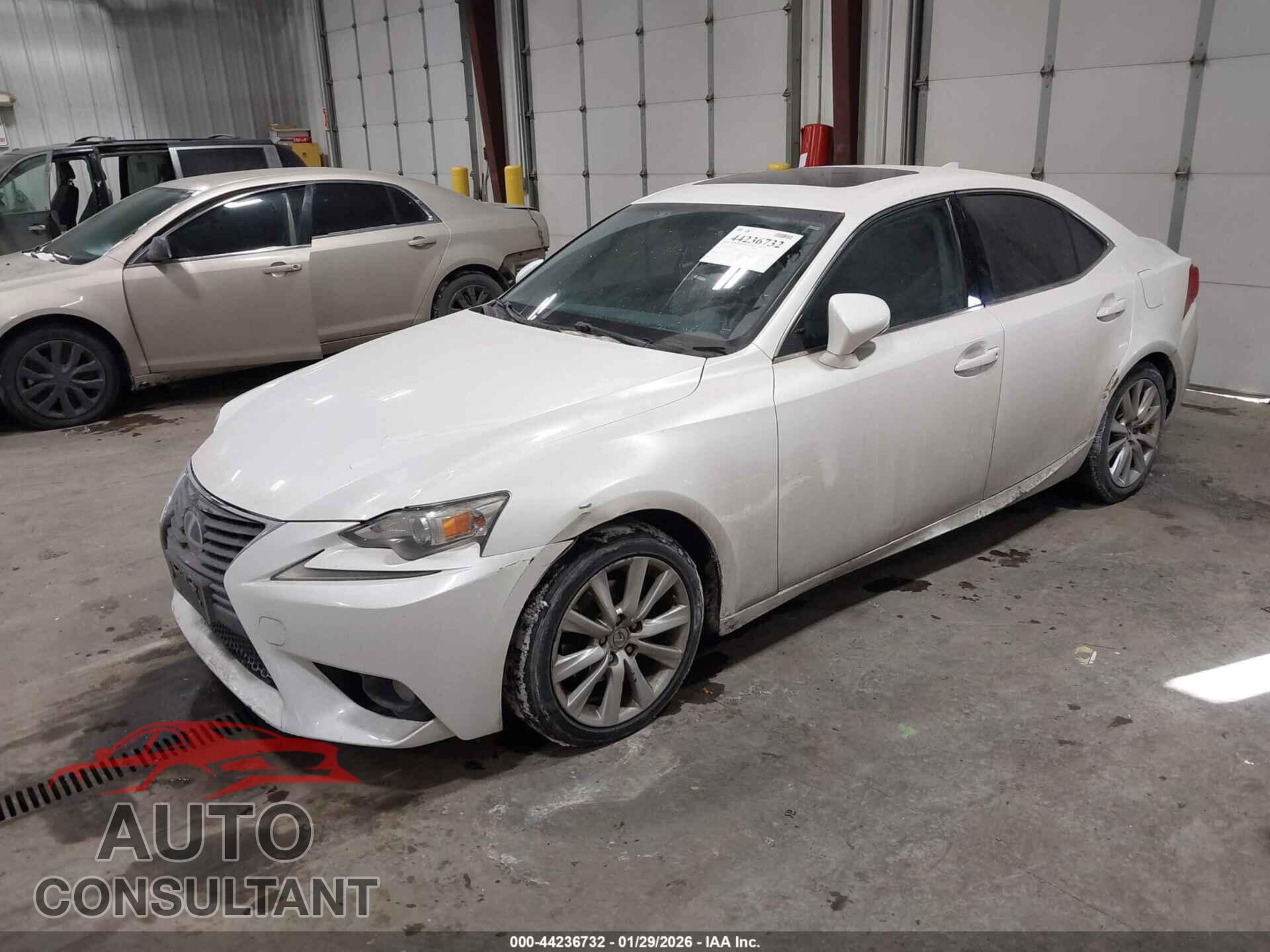 LEXUS IS 250 2014 - JTHBF1D20E5031847