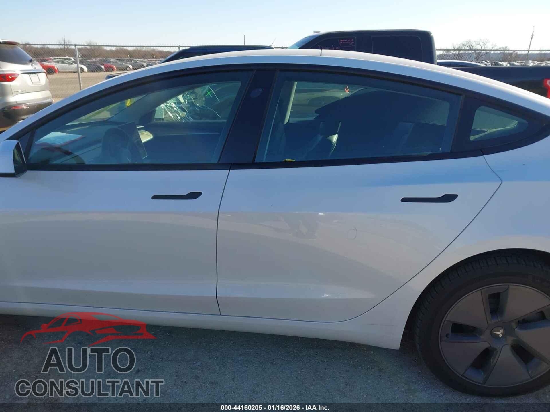 TESLA MODEL 3 2021 - 5YJ3E1EAXMF961380