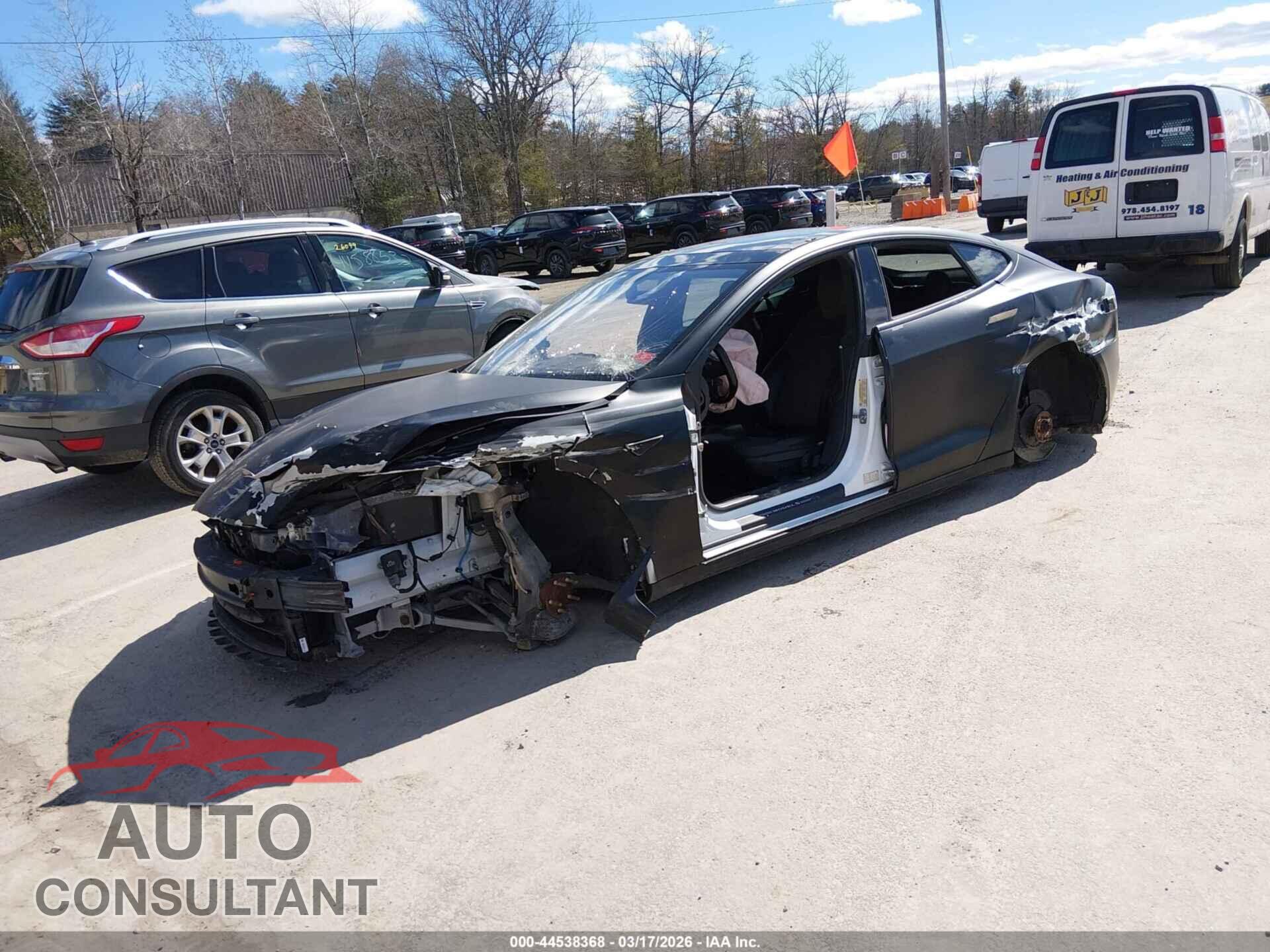 TESLA MODEL S 2013 - 5YJSA1CN3DFP05580