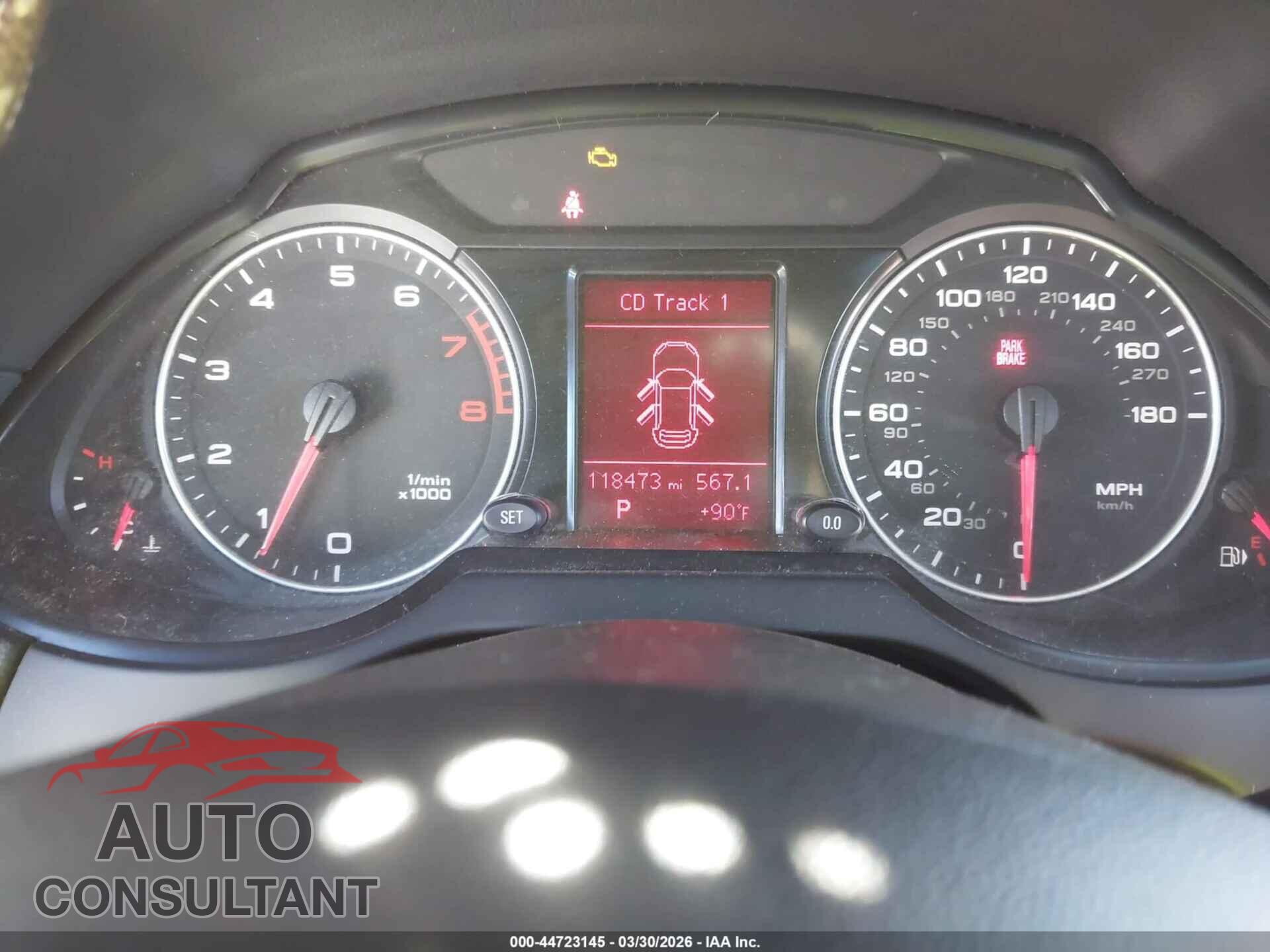 AUDI Q5 2011 - WA1LFAFP5BA047845