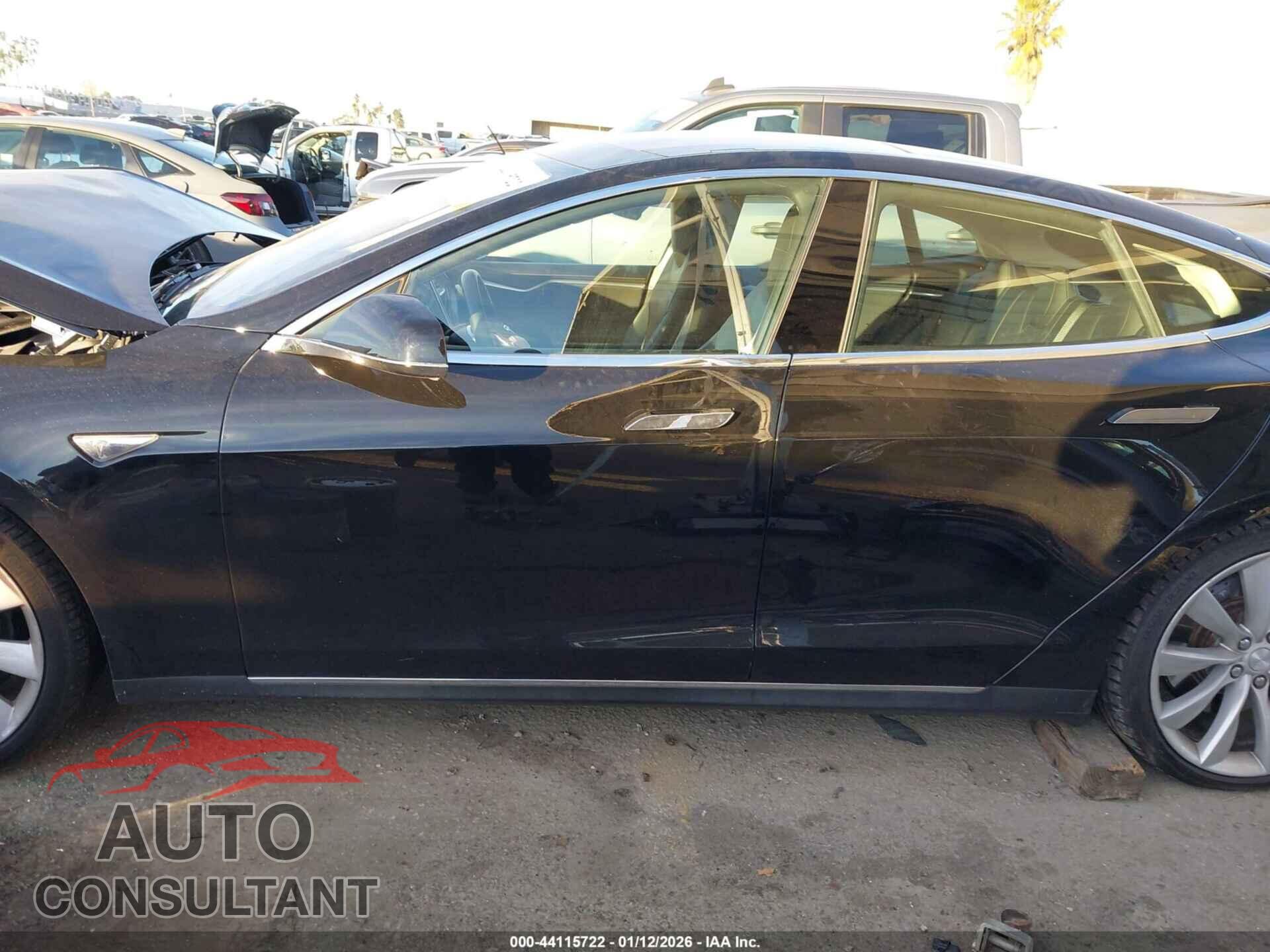 TESLA MODEL S 2014 - 5YJSA1S14EFP47546