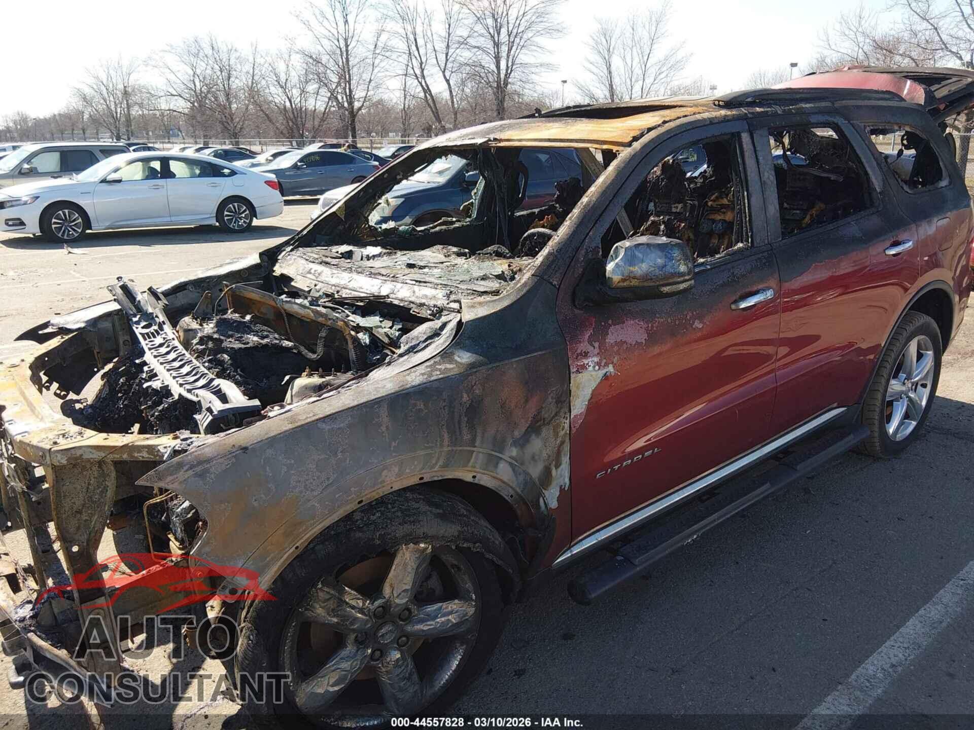 DODGE DURANGO 2013 - 1C4RDJEG5DC614232