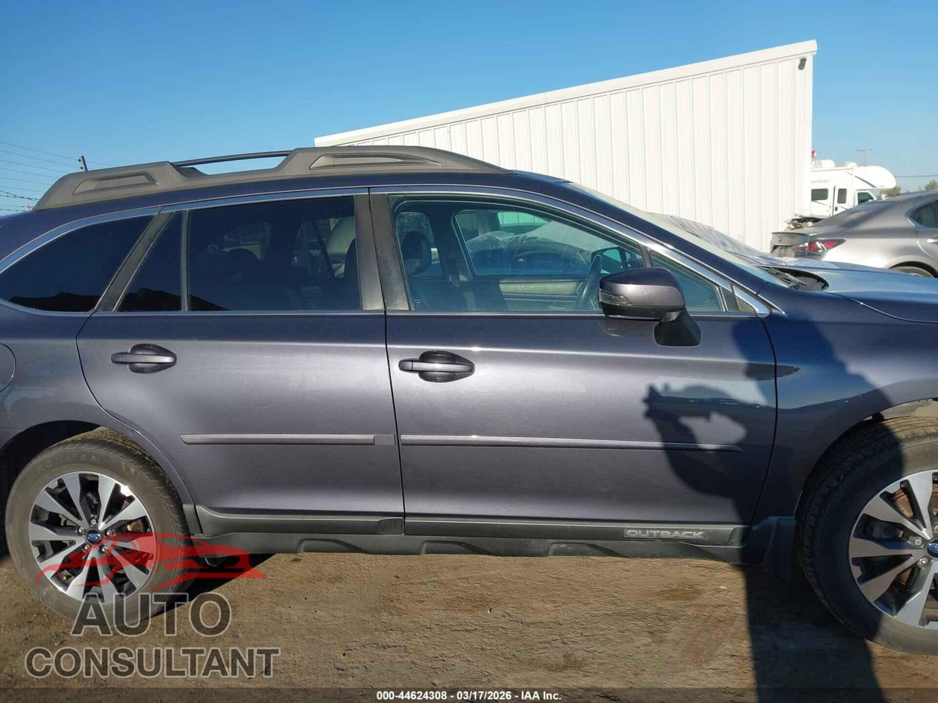 SUBARU OUTBACK 2017 - 4S4BSENC7H3385209