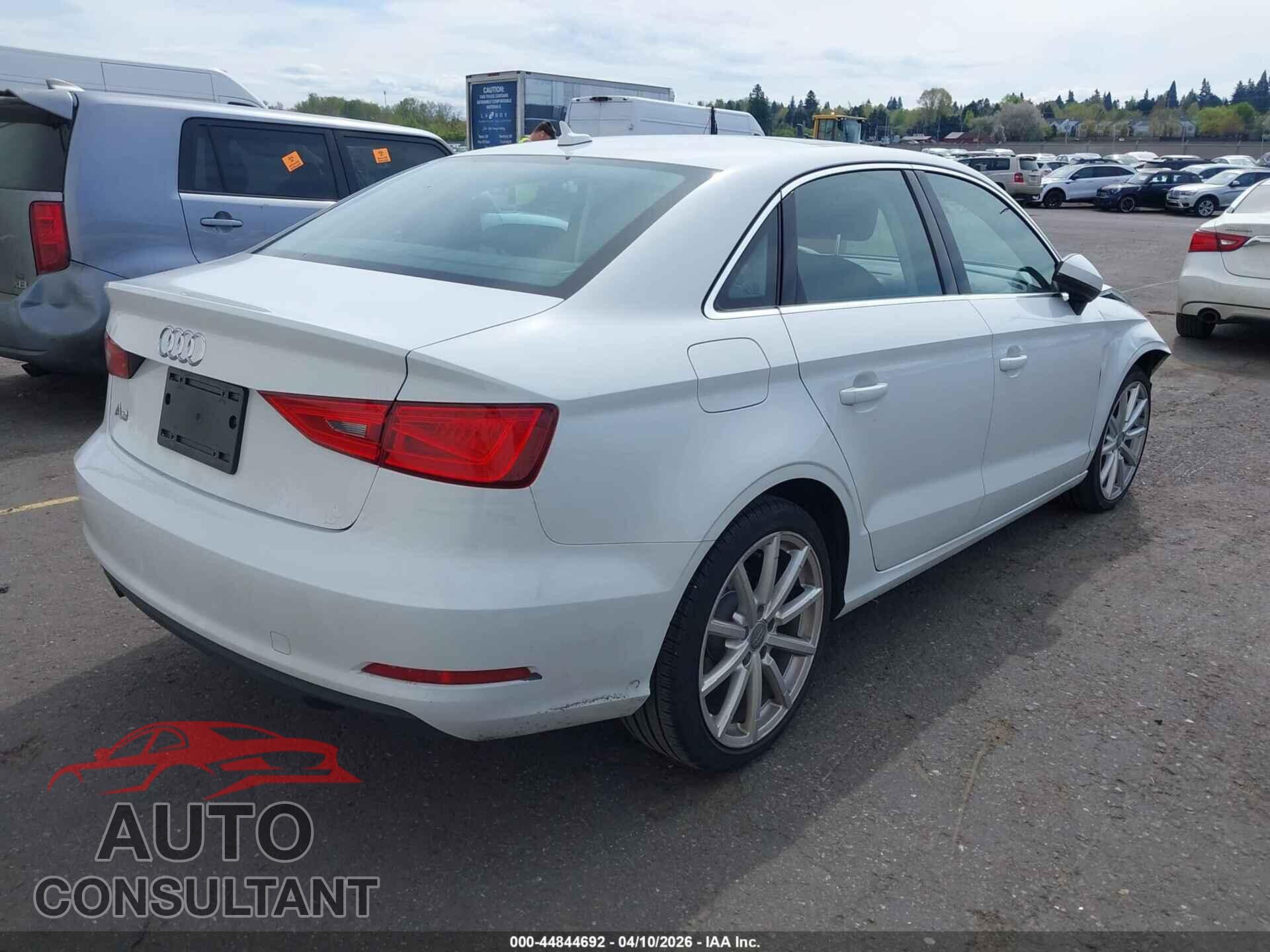 AUDI A3 2015 - WAUACGFF8F1001476