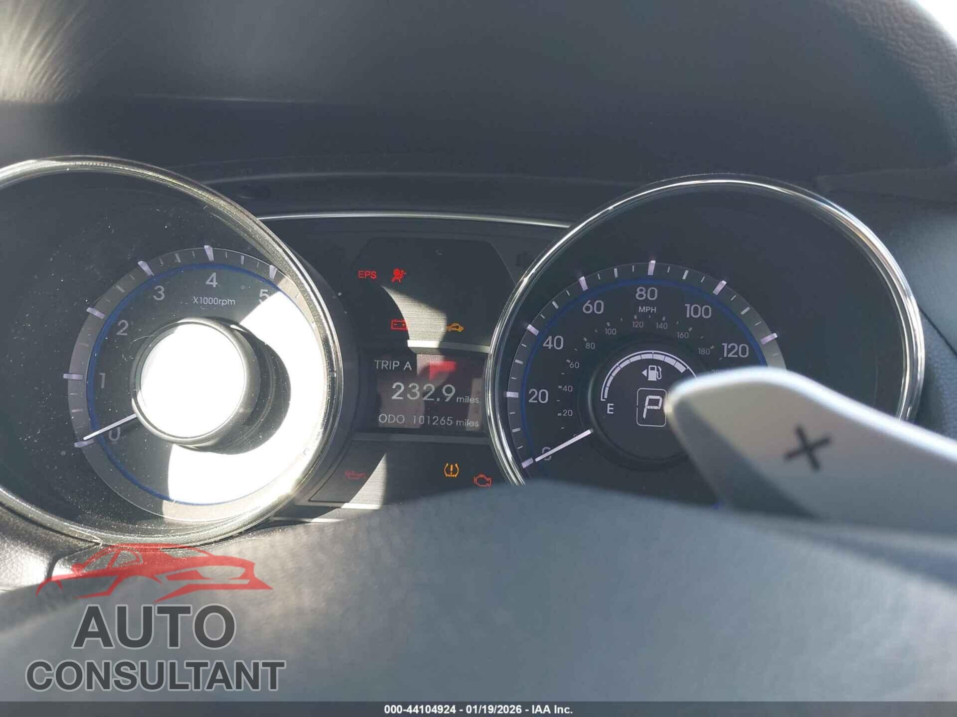 HYUNDAI SONATA 2011 - 5NPEC4AC1BH150802