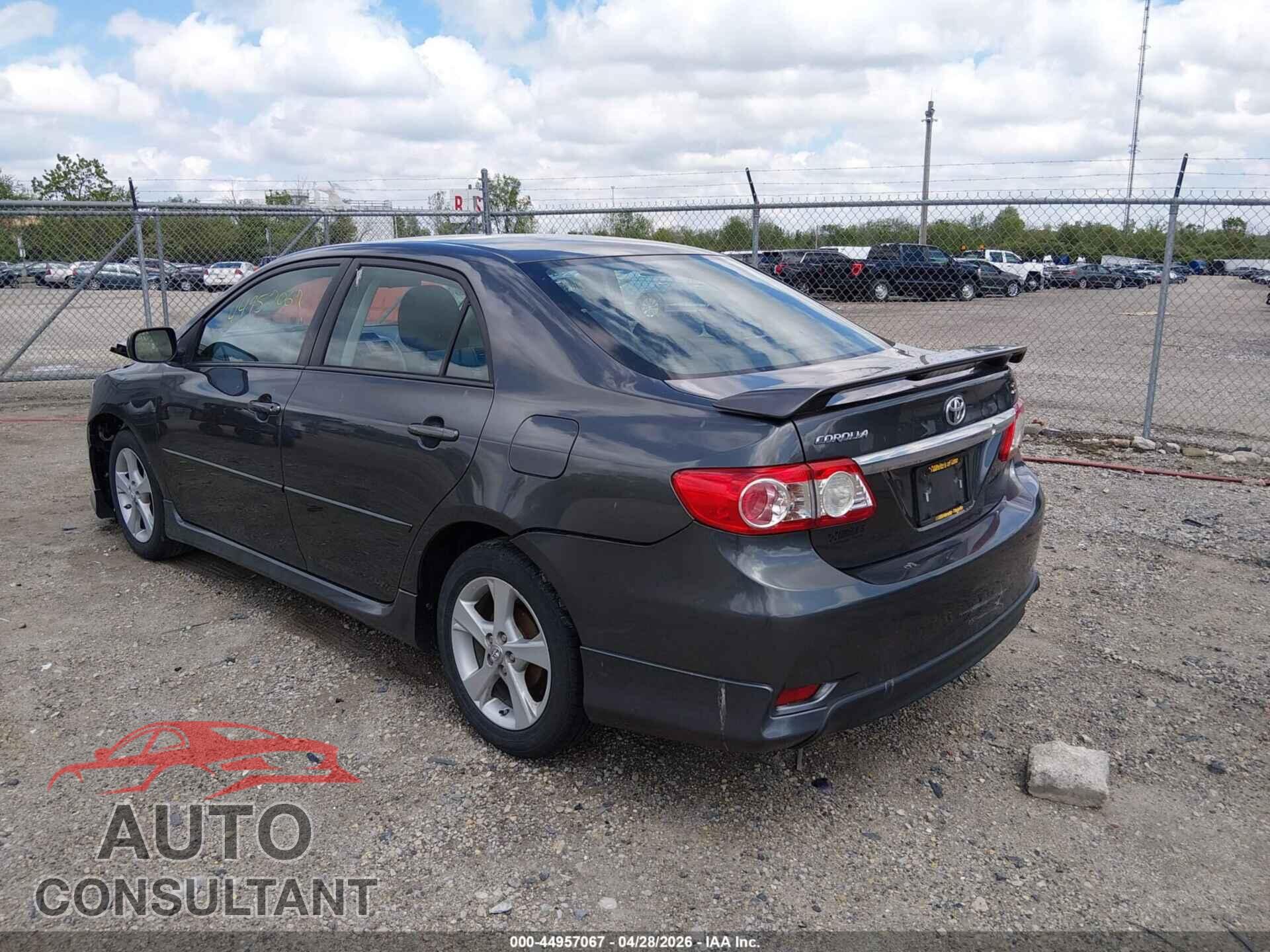 TOYOTA COROLLA 2013 - 2T1BU4EEXDC048383