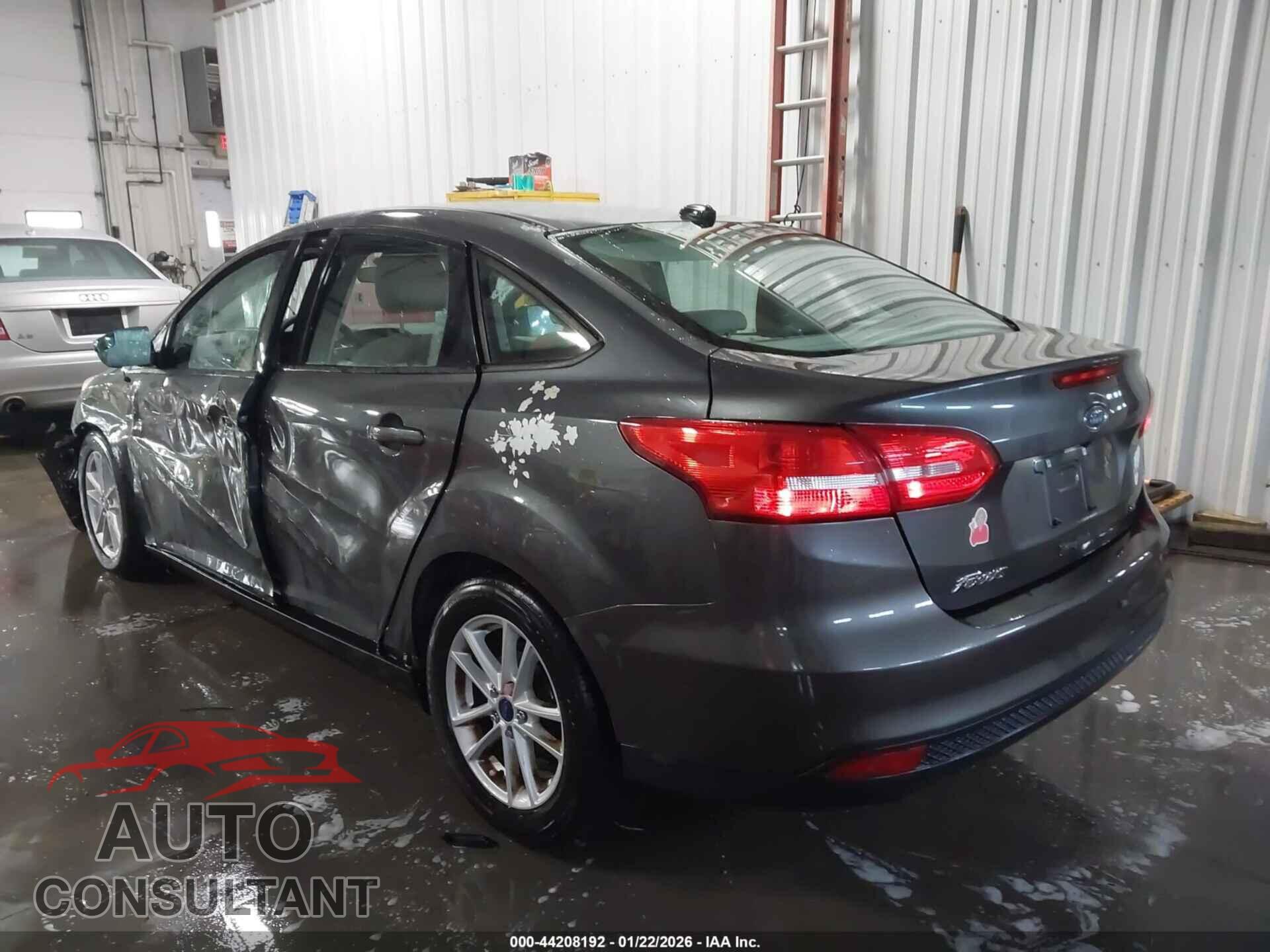 FORD FOCUS 2017 - 1FADP3F25HL229877