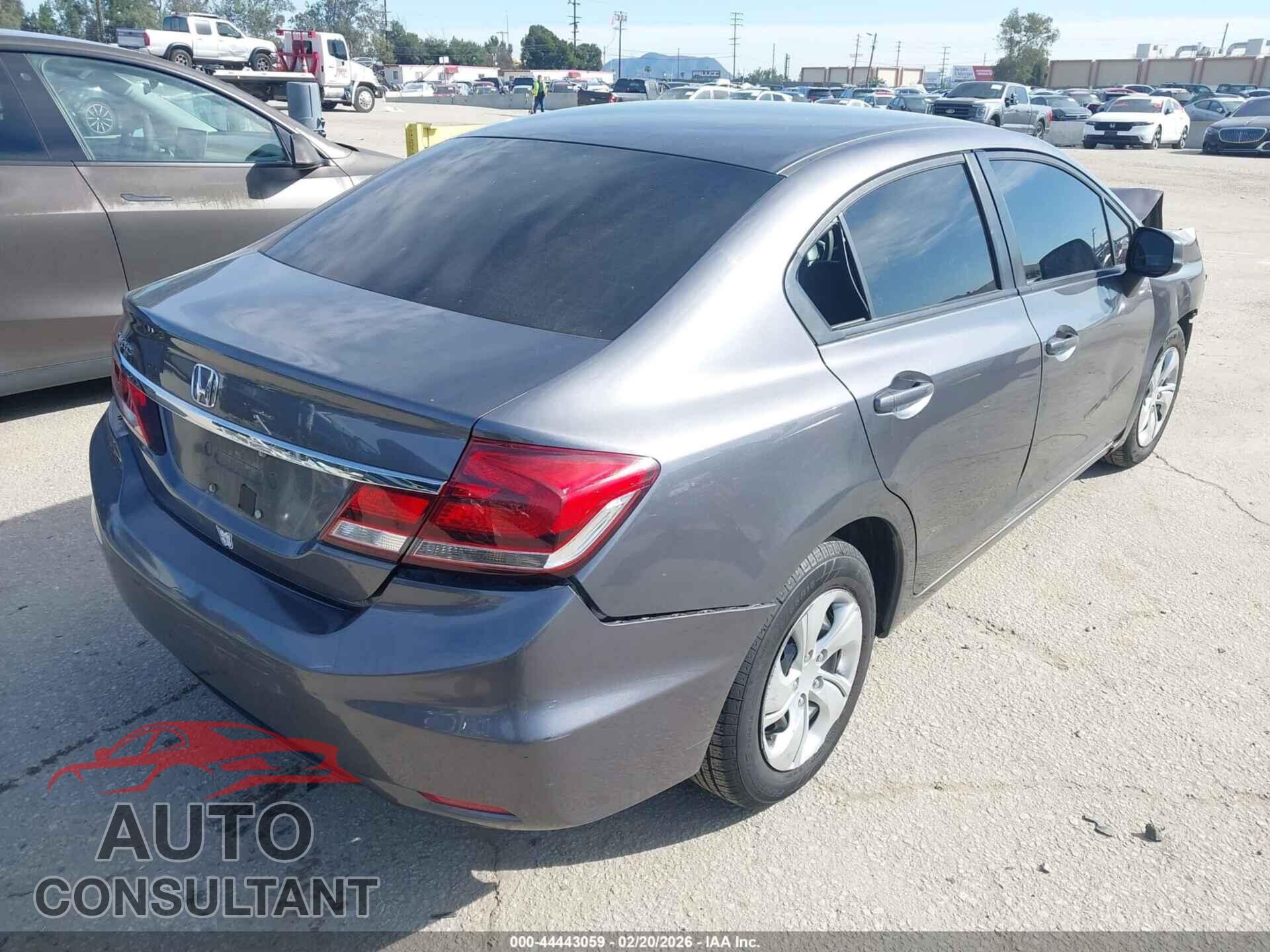 HONDA CIVIC 2015 - 2HGFB2F57FH556184