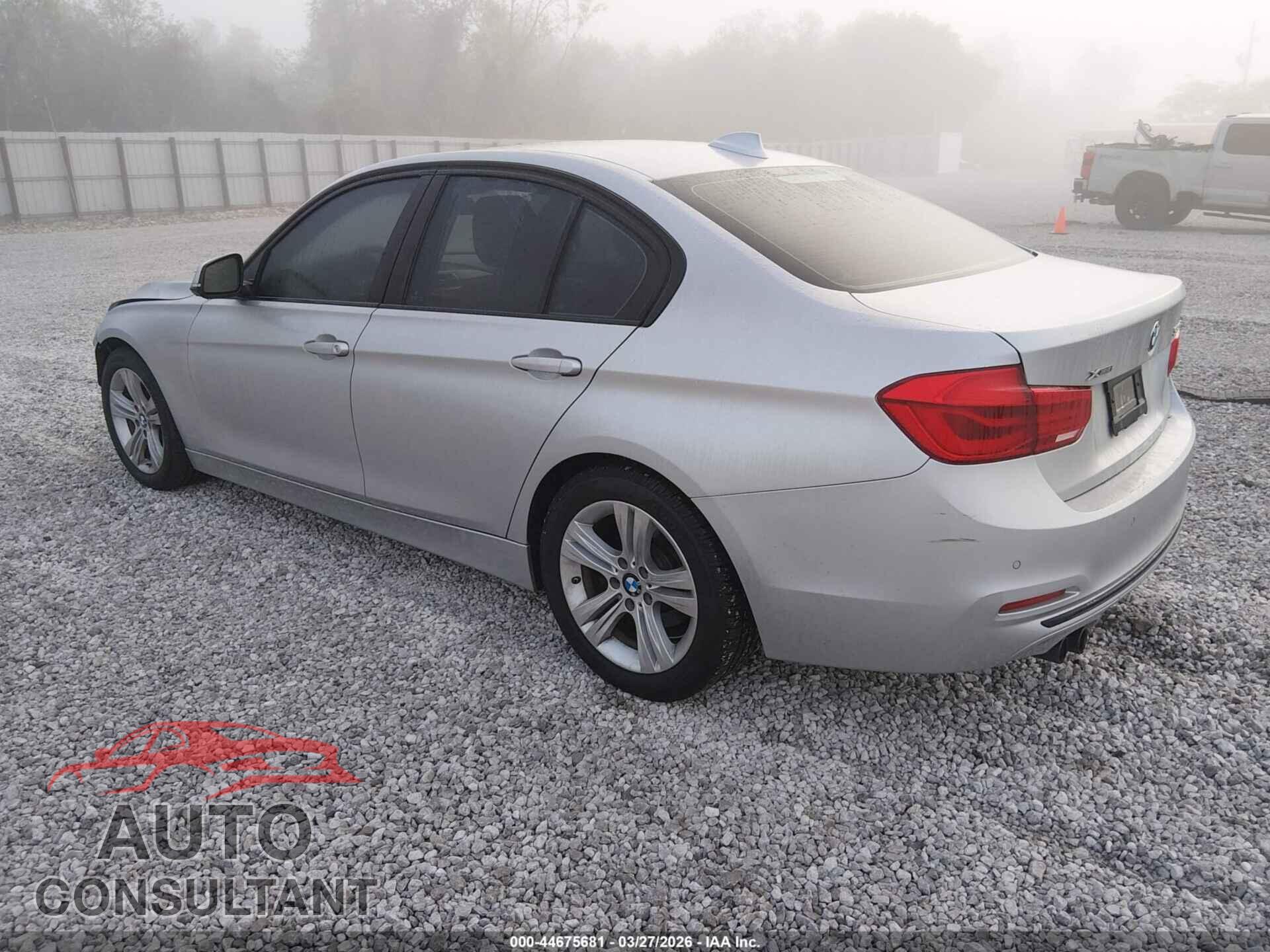 BMW 328I 2016 - WBA8E3G58GNU01278