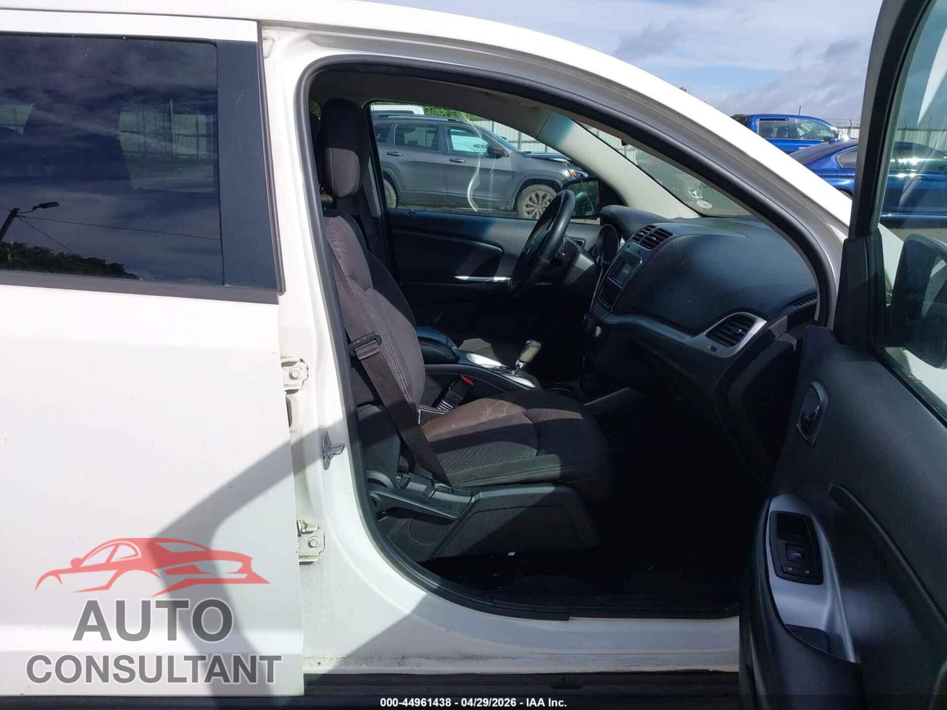 DODGE JOURNEY 2015 - 3C4PDCBG4FT742508