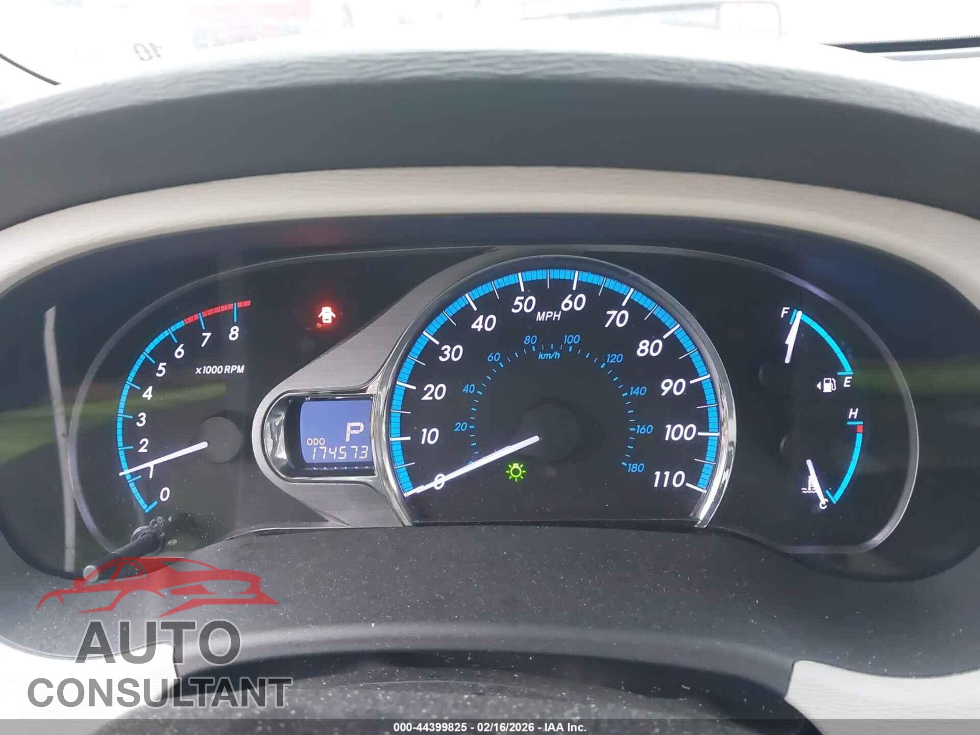 TOYOTA SIENNA 2011 - 5TDYK3DC7BS173078