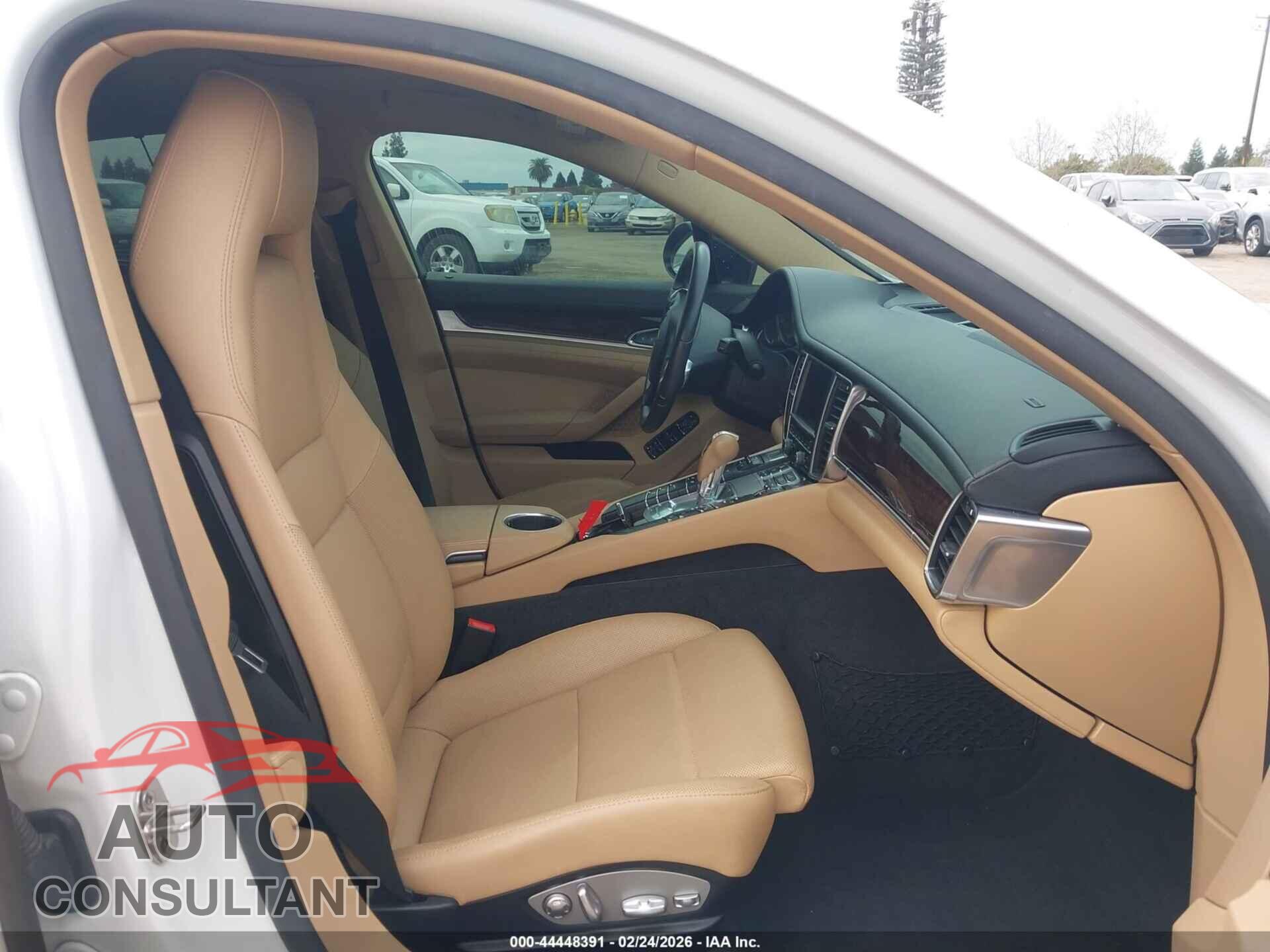 PORSCHE PANAMERA 2016 - WP0AA2A73GL001984