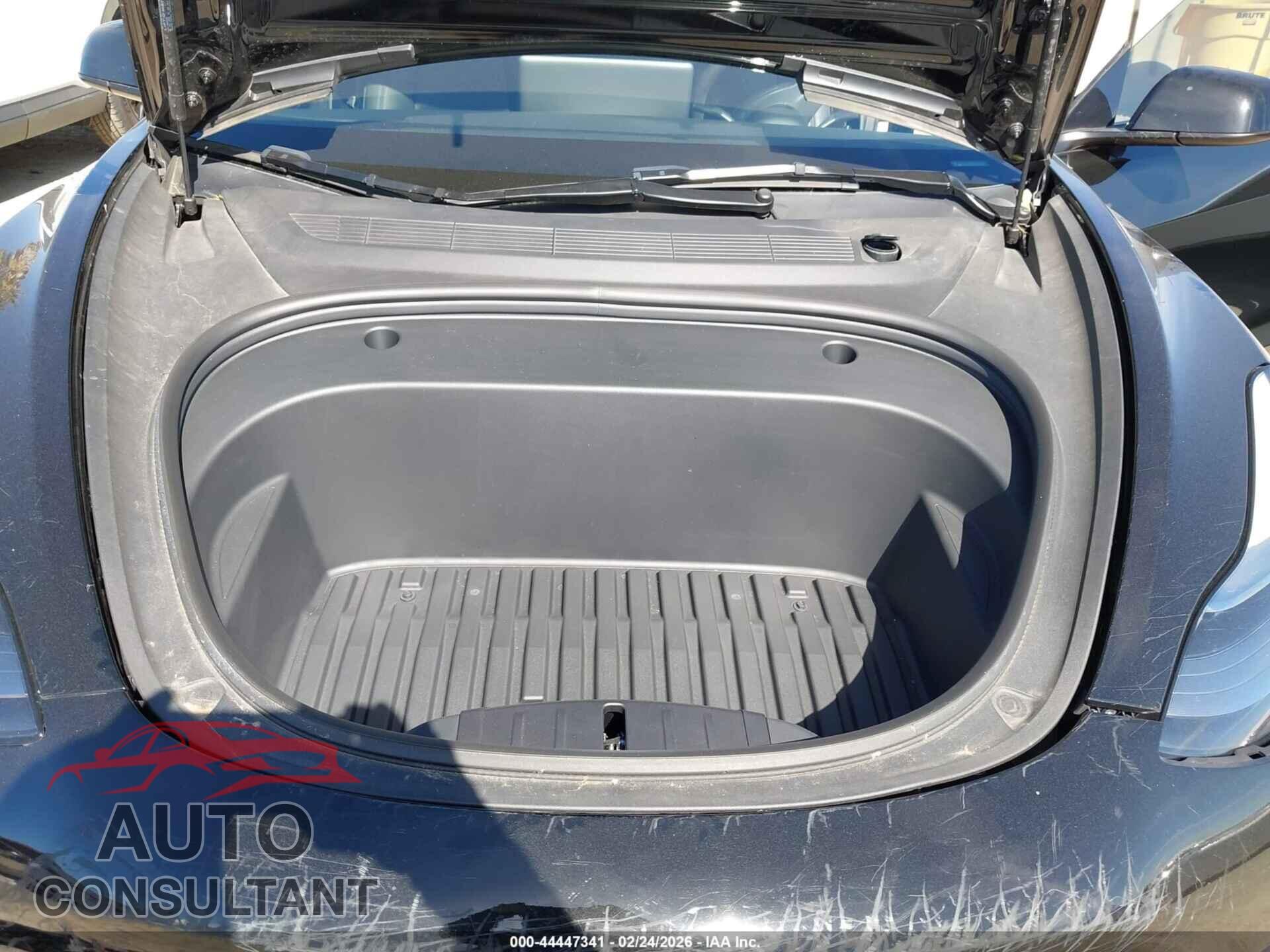 TESLA MODEL 3 2023 - 5YJ3E1EA1PF706508