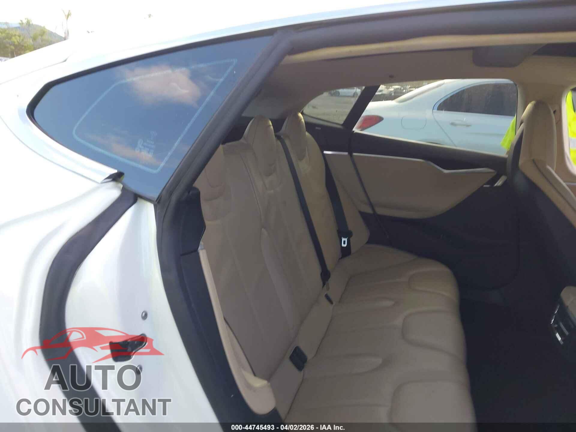 TESLA MODEL S 2012 - 5YJSA1CP9CFP01940