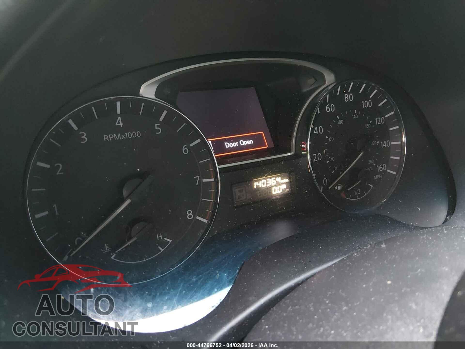 NISSAN PATHFINDER 2015 - 5N1AR2MN6FC696281