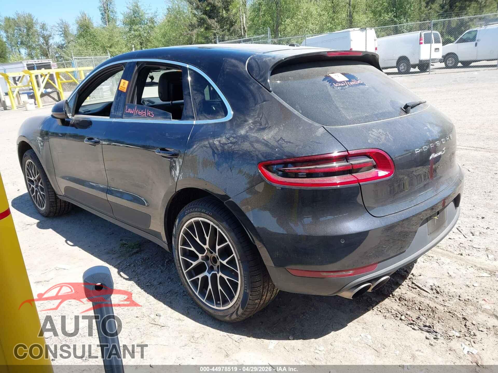 PORSCHE MACAN 2015 - WP1AB2A51FLB55697